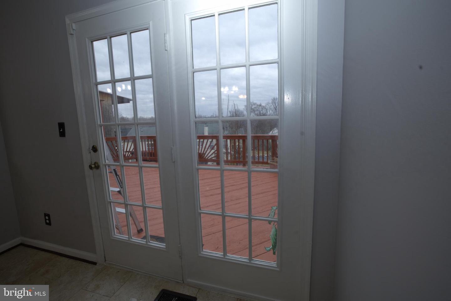 2558 GRAYTON LN, WOODBRIDGE, Virginia 22191, 4 Bedrooms Bedrooms, 4 Rooms Rooms,3 BathroomsBathrooms,Residential,For sale,2558 GRAYTON LN,VAPW2111006 MLS # VAPW2111006