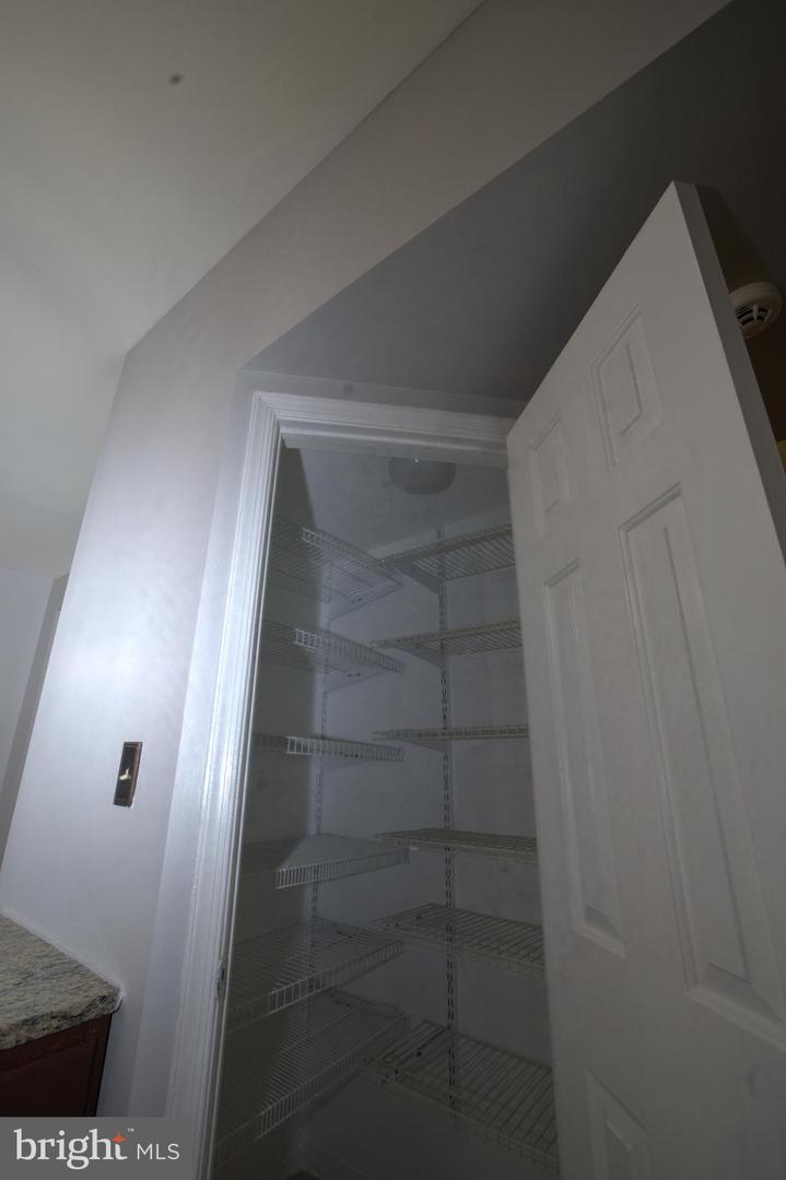 2558 GRAYTON LN, WOODBRIDGE, Virginia 22191, 4 Bedrooms Bedrooms, 4 Rooms Rooms,3 BathroomsBathrooms,Residential,For sale,2558 GRAYTON LN,VAPW2111006 MLS # VAPW2111006