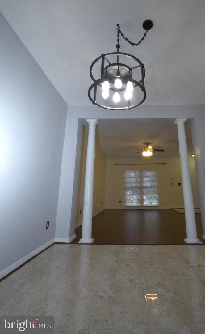 2558 GRAYTON LN, WOODBRIDGE, Virginia 22191, 4 Bedrooms Bedrooms, 4 Rooms Rooms,3 BathroomsBathrooms,Residential,For sale,2558 GRAYTON LN,VAPW2111006 MLS # VAPW2111006