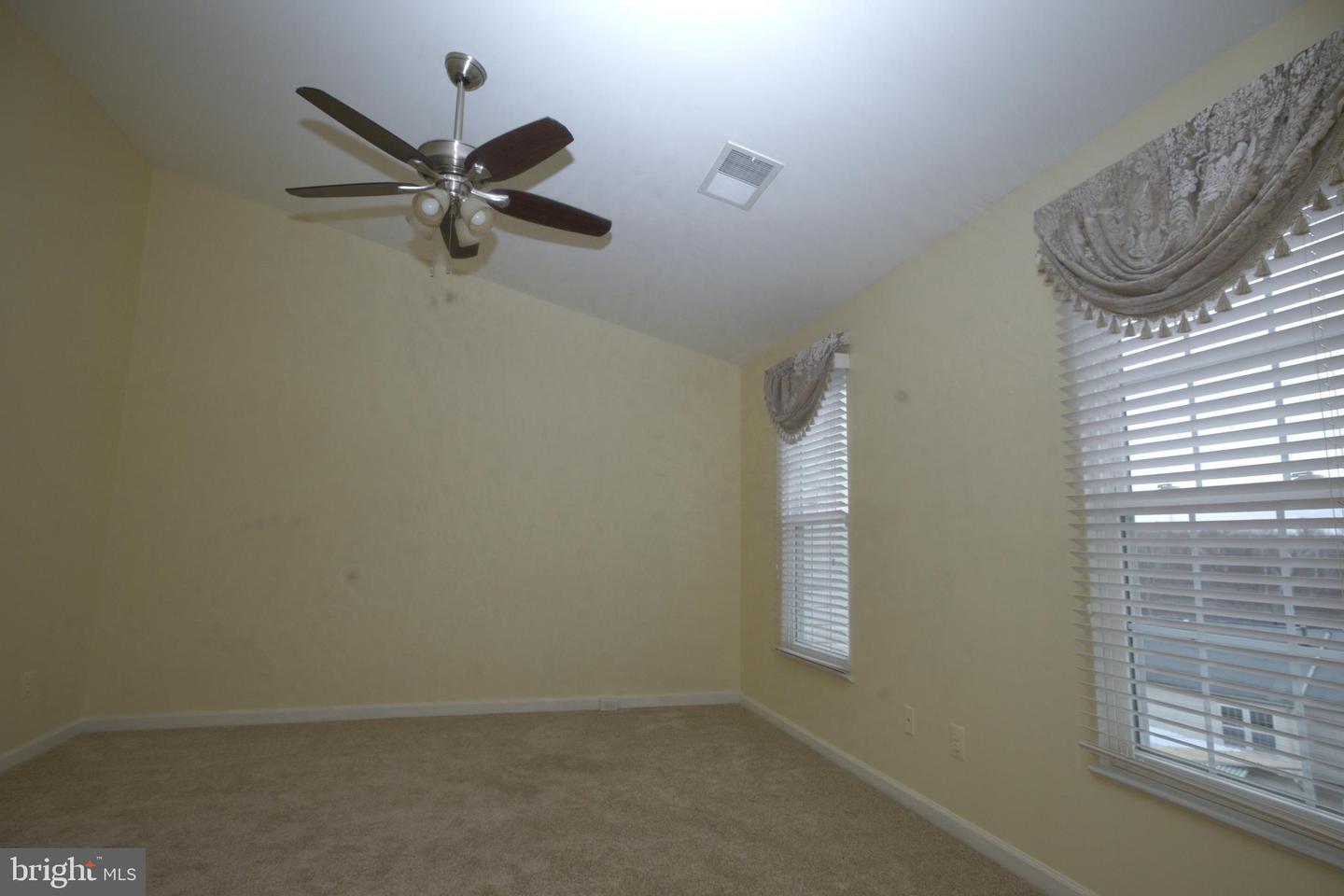 2558 GRAYTON LN, WOODBRIDGE, Virginia 22191, 4 Bedrooms Bedrooms, 4 Rooms Rooms,3 BathroomsBathrooms,Residential,For sale,2558 GRAYTON LN,VAPW2111006 MLS # VAPW2111006