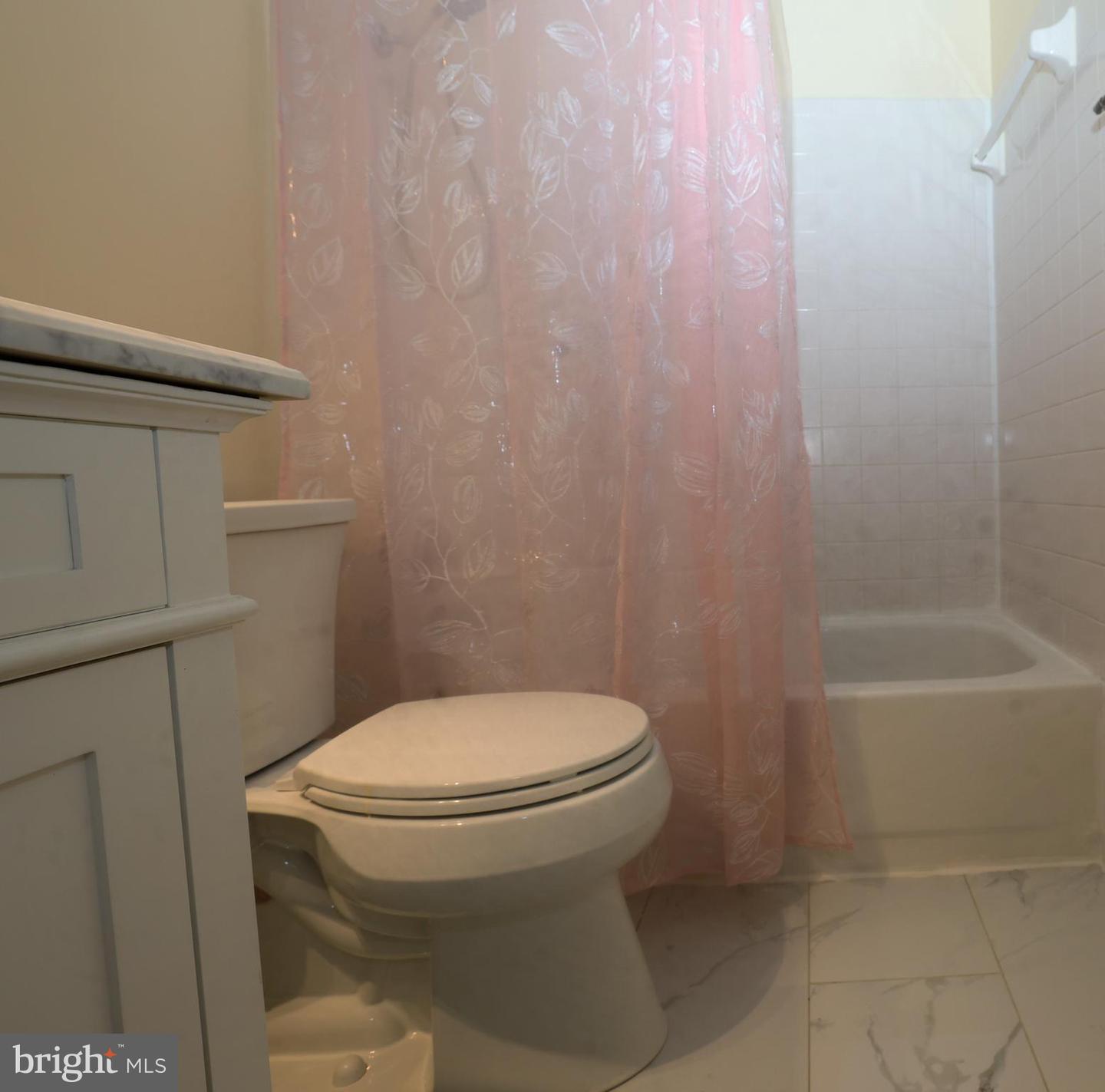 2558 GRAYTON LN, WOODBRIDGE, Virginia 22191, 4 Bedrooms Bedrooms, 4 Rooms Rooms,3 BathroomsBathrooms,Residential,For sale,2558 GRAYTON LN,VAPW2111006 MLS # VAPW2111006