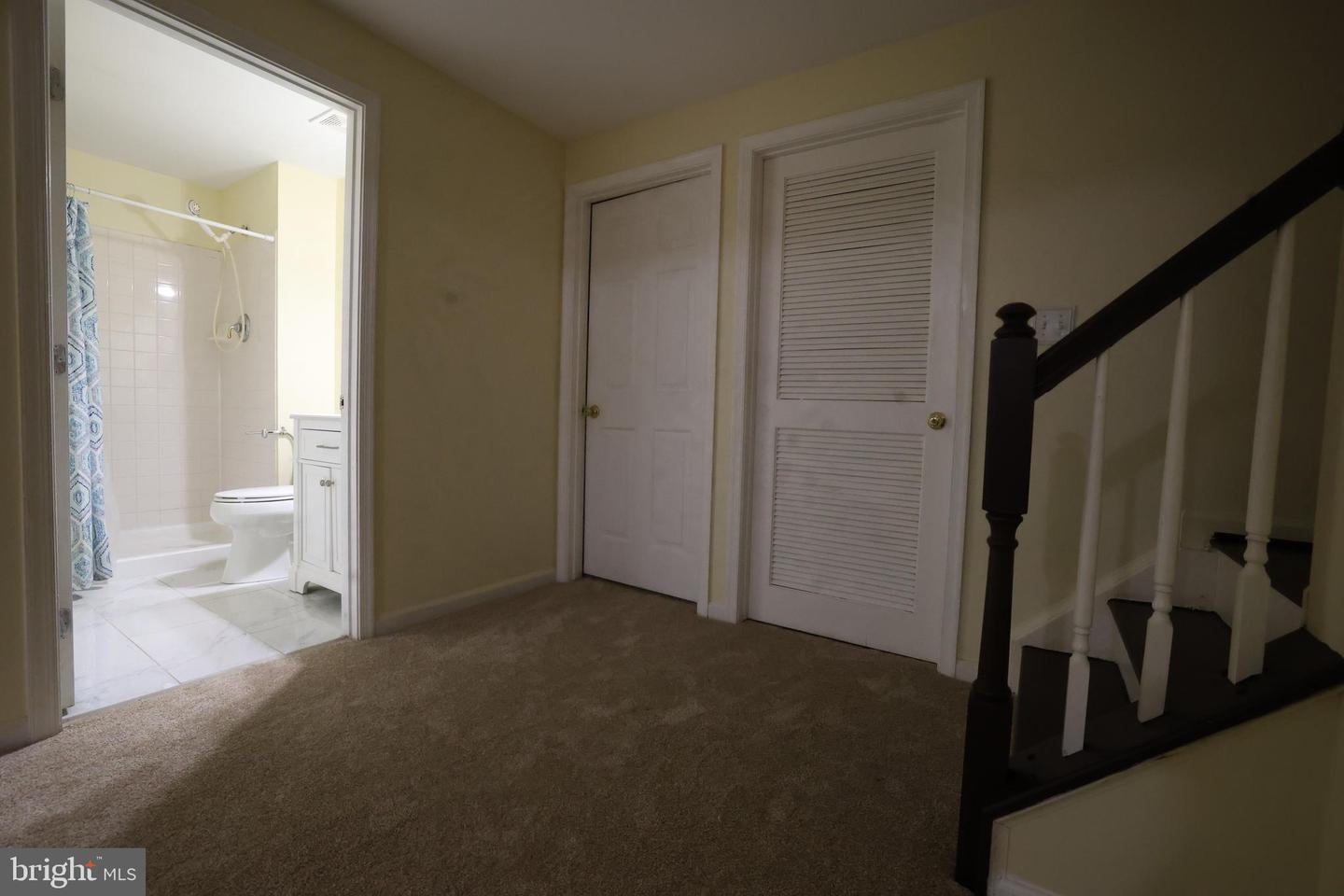 2558 GRAYTON LN, WOODBRIDGE, Virginia 22191, 4 Bedrooms Bedrooms, 4 Rooms Rooms,3 BathroomsBathrooms,Residential,For sale,2558 GRAYTON LN,VAPW2111006 MLS # VAPW2111006