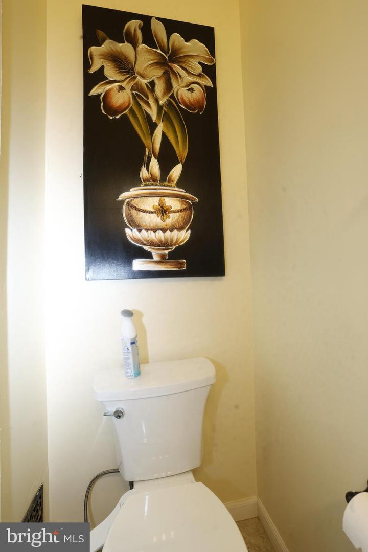 2558 GRAYTON LN, WOODBRIDGE, Virginia 22191, 4 Bedrooms Bedrooms, 4 Rooms Rooms,3 BathroomsBathrooms,Residential,For sale,2558 GRAYTON LN,VAPW2111006 MLS # VAPW2111006