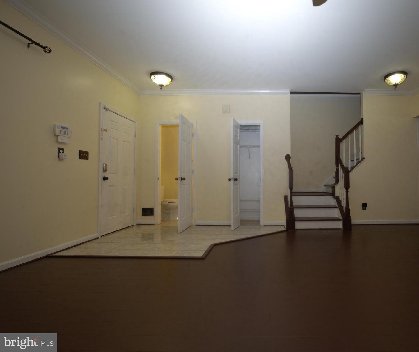 2558 GRAYTON LN, WOODBRIDGE, Virginia 22191, 4 Bedrooms Bedrooms, 4 Rooms Rooms,3 BathroomsBathrooms,Residential,For sale,2558 GRAYTON LN,VAPW2111006 MLS # VAPW2111006