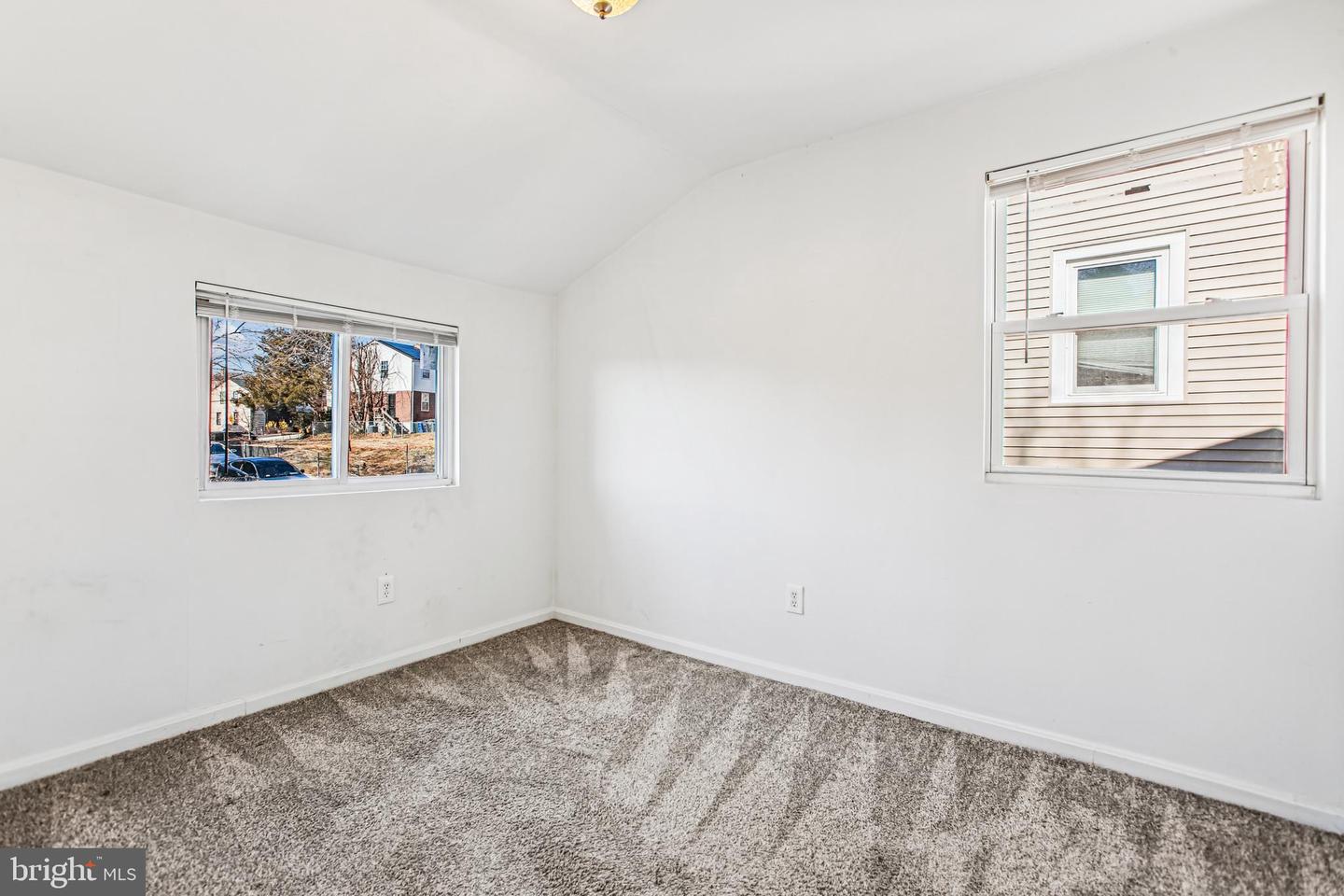 836 DIVISION AVE NE, WASHINGTON, District Of Columbia 20019, 2 Bedrooms Bedrooms, ,2 BathroomsBathrooms,Residential,For sale,836 DIVISION AVE NE,DCDC2242712 MLS # DCDC2242712