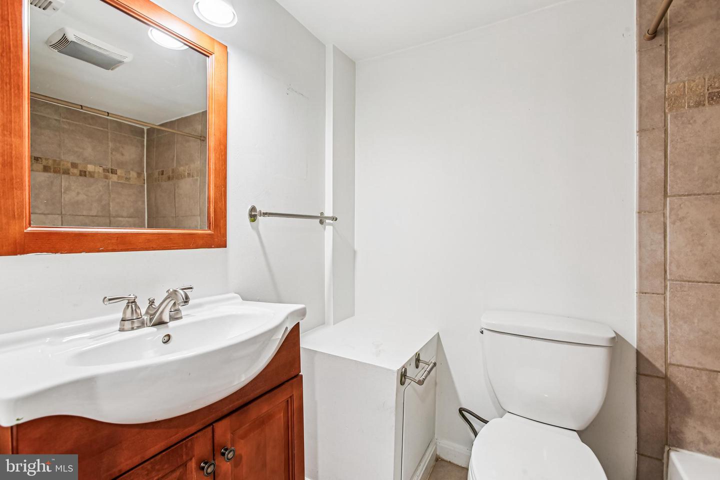 836 DIVISION AVE NE, WASHINGTON, District Of Columbia 20019, 3 Bedrooms Bedrooms, ,2 BathroomsBathrooms,Residential,For sale,836 DIVISION AVE NE,DCDC2242712 MLS # DCDC2242712 836 DIVISION AVE NE, WASHINGTON, District Of Columbia 20019, 3 Bedrooms Bedrooms, ,2 BathroomsBathrooms,Residential,For sale,836 DIVISION AVE NE,DCDC2242712 MLS # DCDC2242712
