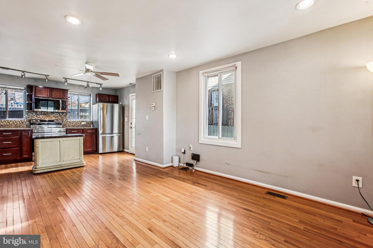 836 DIVISION AVE NE, WASHINGTON, District Of Columbia 20019, 2 Bedrooms Bedrooms, ,2 BathroomsBathrooms,Residential,For sale,836 DIVISION AVE NE,DCDC2242712 MLS # DCDC2242712