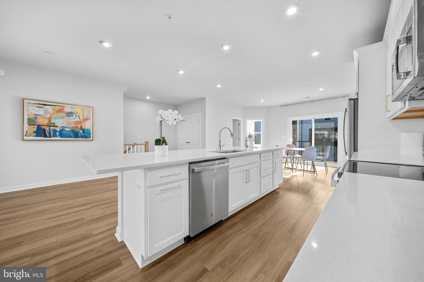 43730 TRANSIT SQ, ASHBURN, Virginia 20147, 3 Bedrooms Bedrooms, ,2 BathroomsBathrooms,Residential,For sale,43730 TRANSIT SQ,VALO2114390 MLS # VALO2114390