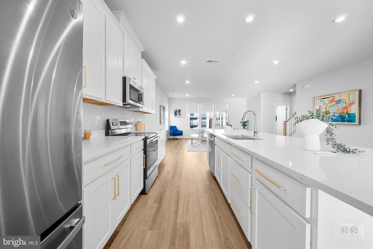 43730 TRANSIT SQ, ASHBURN, Virginia 20147, 3 Bedrooms Bedrooms, ,2 BathroomsBathrooms,Residential,For sale,43730 TRANSIT SQ,VALO2114390 MLS # VALO2114390