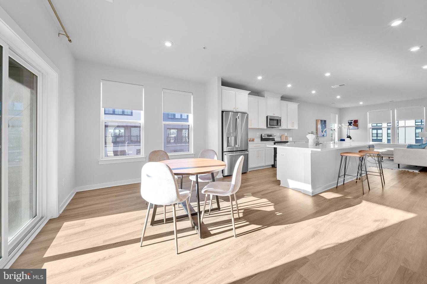 43730 TRANSIT SQ, ASHBURN, Virginia 20147, 3 Bedrooms Bedrooms, ,2 BathroomsBathrooms,Residential,For sale,43730 TRANSIT SQ,VALO2114390 MLS # VALO2114390