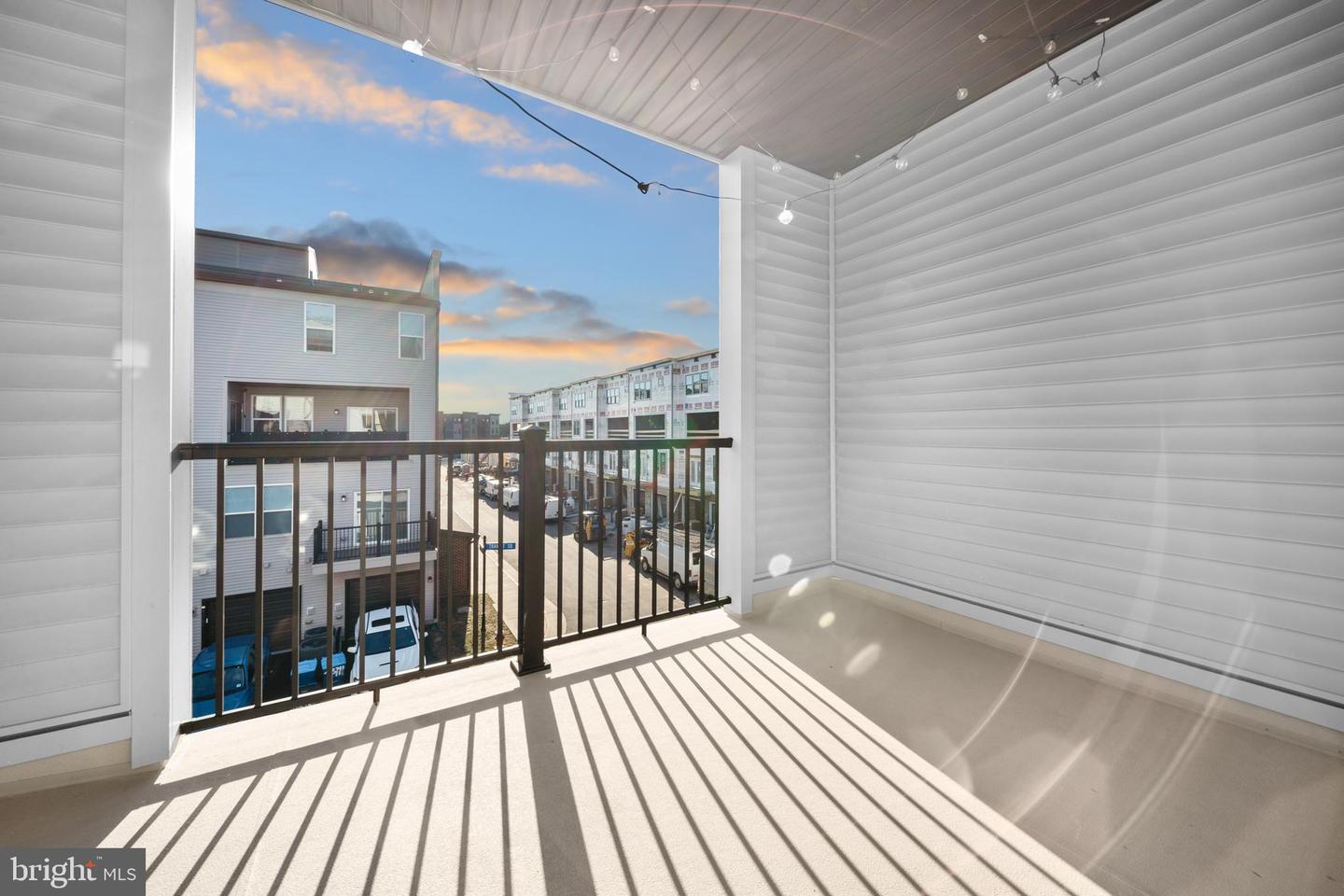 43730 TRANSIT SQ, ASHBURN, Virginia 20147, 3 Bedrooms Bedrooms, ,2 BathroomsBathrooms,Residential,For sale,43730 TRANSIT SQ,VALO2114390 MLS # VALO2114390