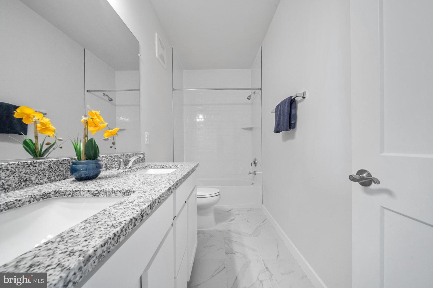 43730 TRANSIT SQ, ASHBURN, Virginia 20147, 3 Bedrooms Bedrooms, ,2 BathroomsBathrooms,Residential,For sale,43730 TRANSIT SQ,VALO2114390 MLS # VALO2114390