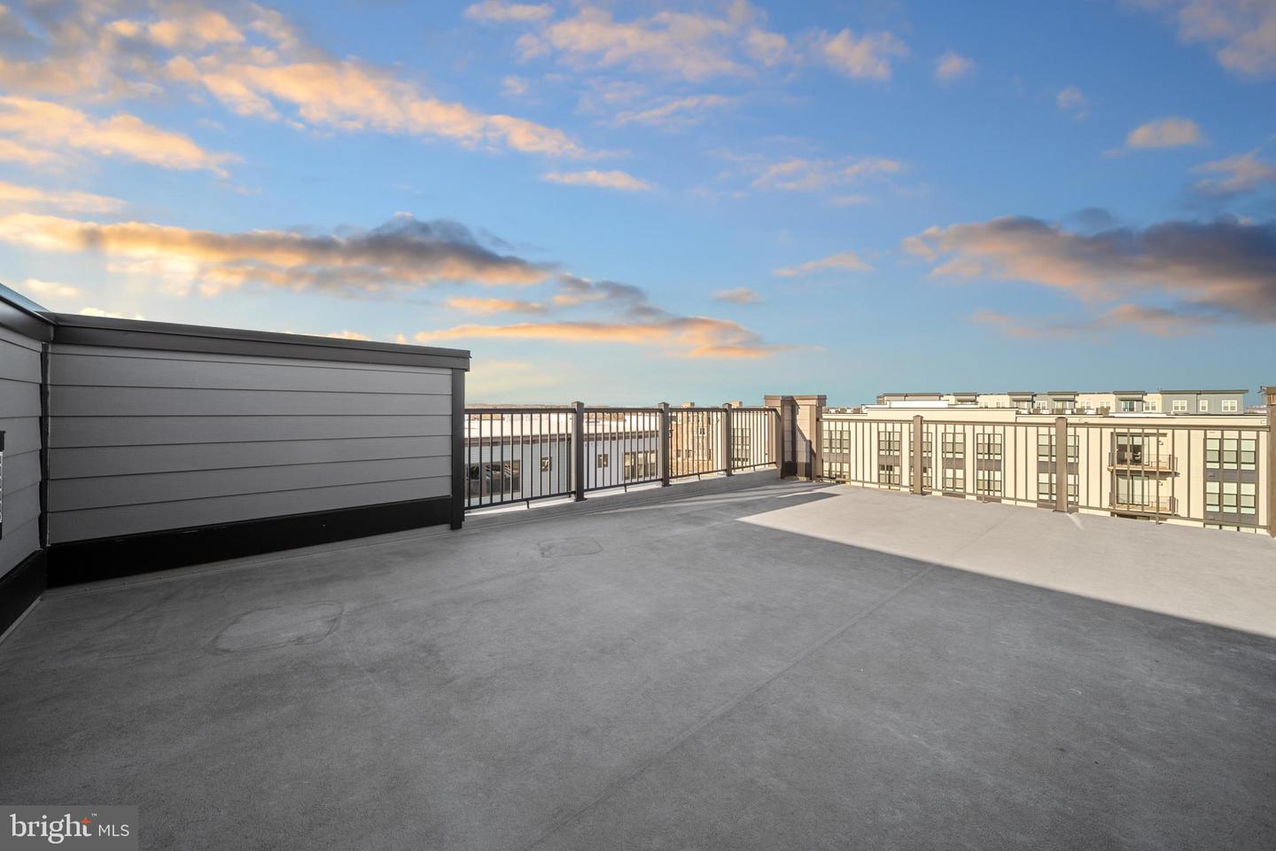 43730 TRANSIT SQ, ASHBURN, Virginia 20147, 3 Bedrooms Bedrooms, ,2 BathroomsBathrooms,Residential,For sale,43730 TRANSIT SQ,VALO2114390 MLS # VALO2114390