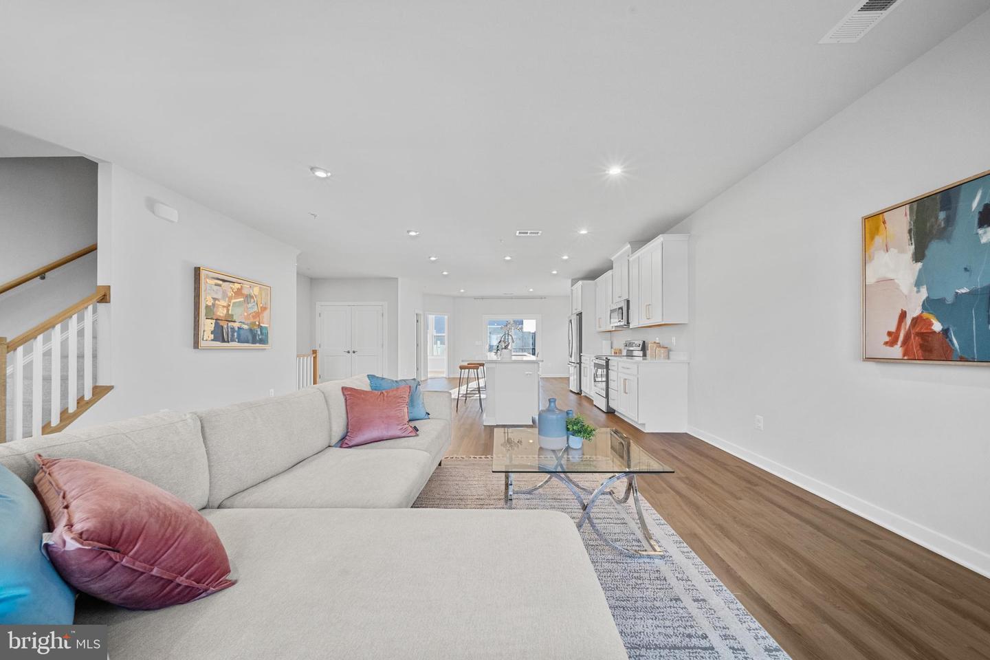 43730 TRANSIT SQ, ASHBURN, Virginia 20147, 3 Bedrooms Bedrooms, ,2 BathroomsBathrooms,Residential,For sale,43730 TRANSIT SQ,VALO2114390 MLS # VALO2114390