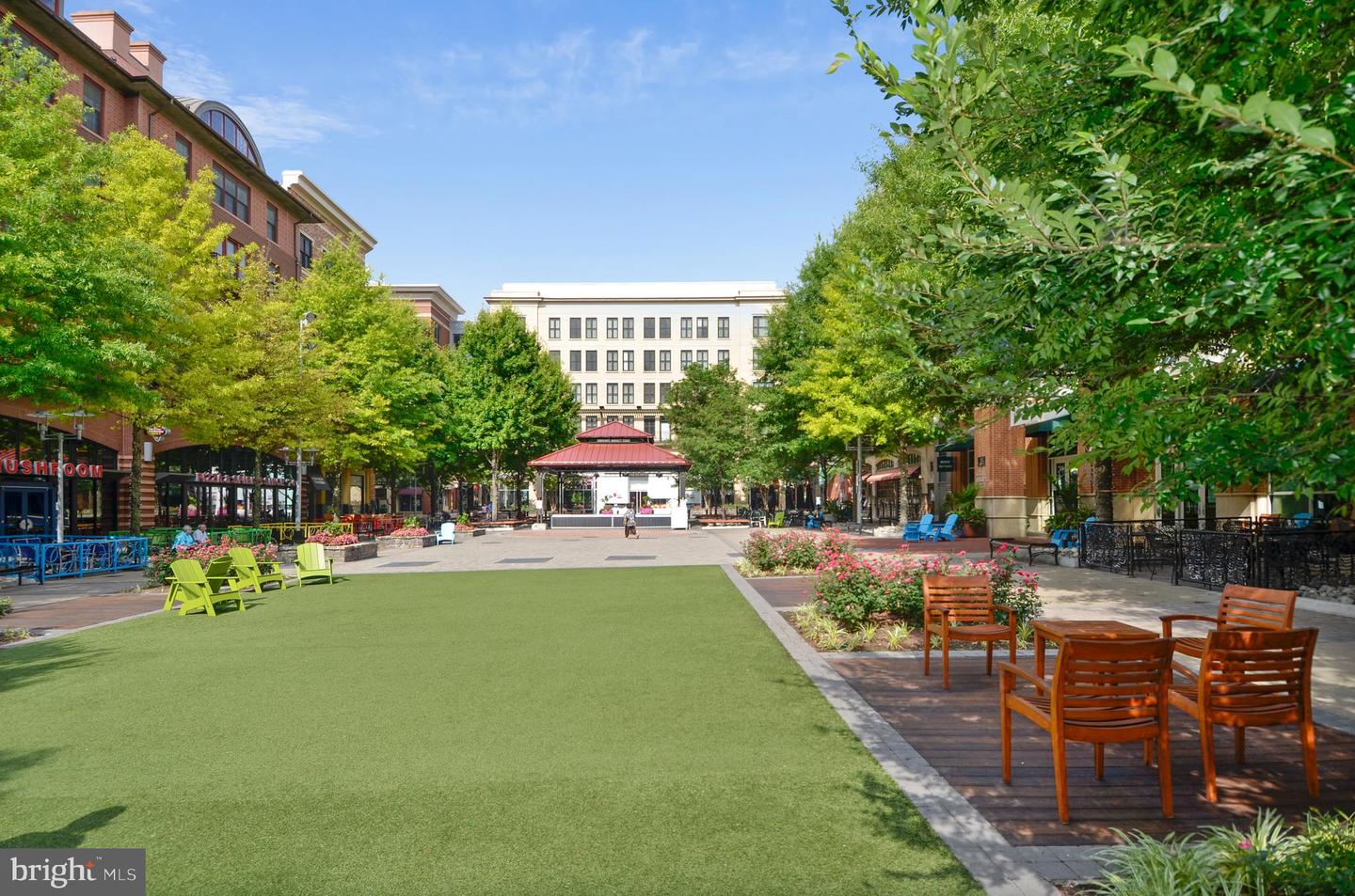 5501 8TH ST NW #4, WASHINGTON, District Of Columbia 20011, 2 Bedrooms Bedrooms, ,1 BathroomBathrooms,Residential,For sale,5501 8TH ST NW #4,DCDC2242774 MLS # DCDC2242774