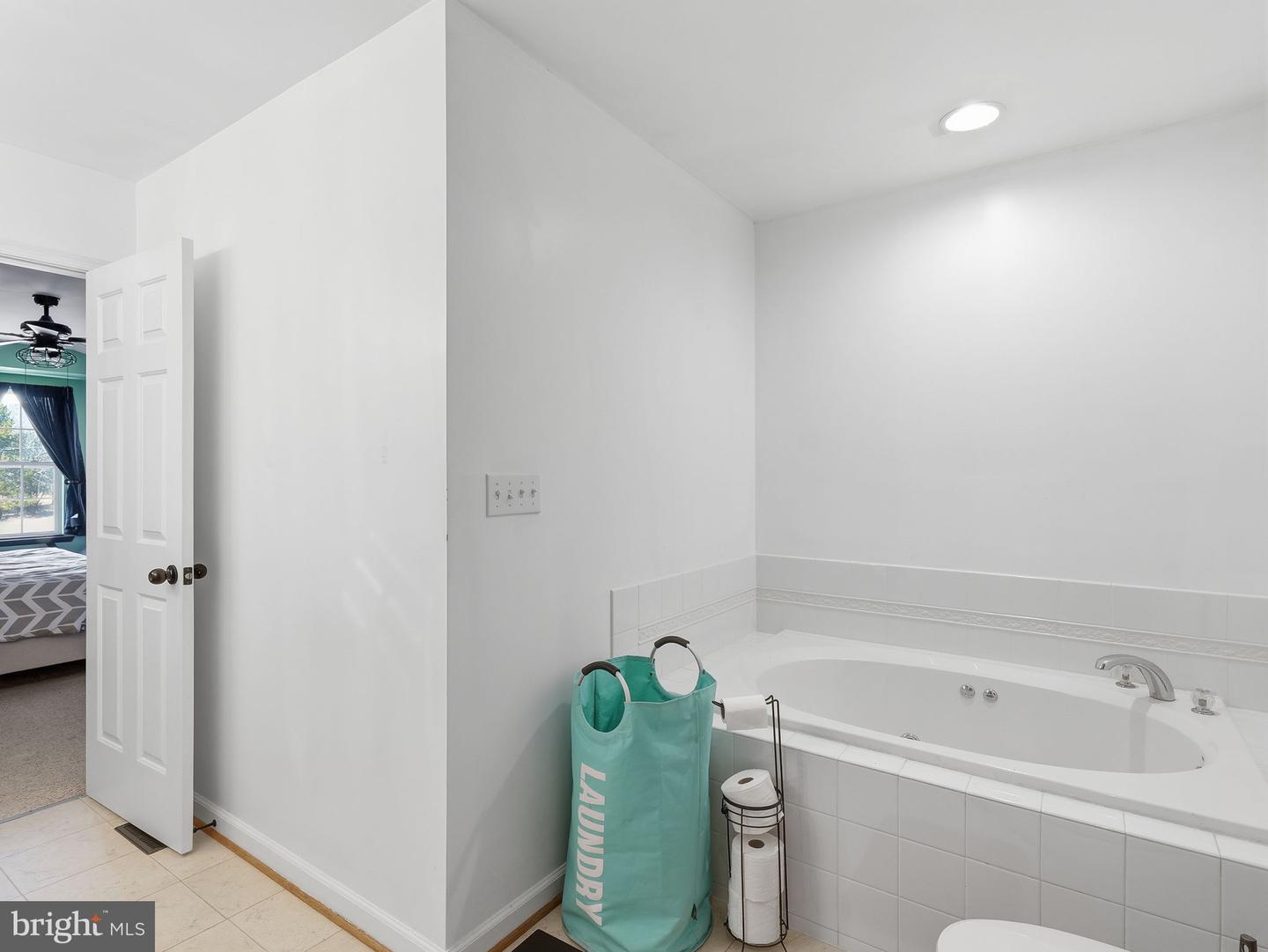 267 FINALLY FARM RD, DILLWYN, Virginia 23936, 3 Bedrooms Bedrooms, ,2 BathroomsBathrooms,Residential,For sale,267 FINALLY FARM RD,VABH2000266 MLS # VABH2000266