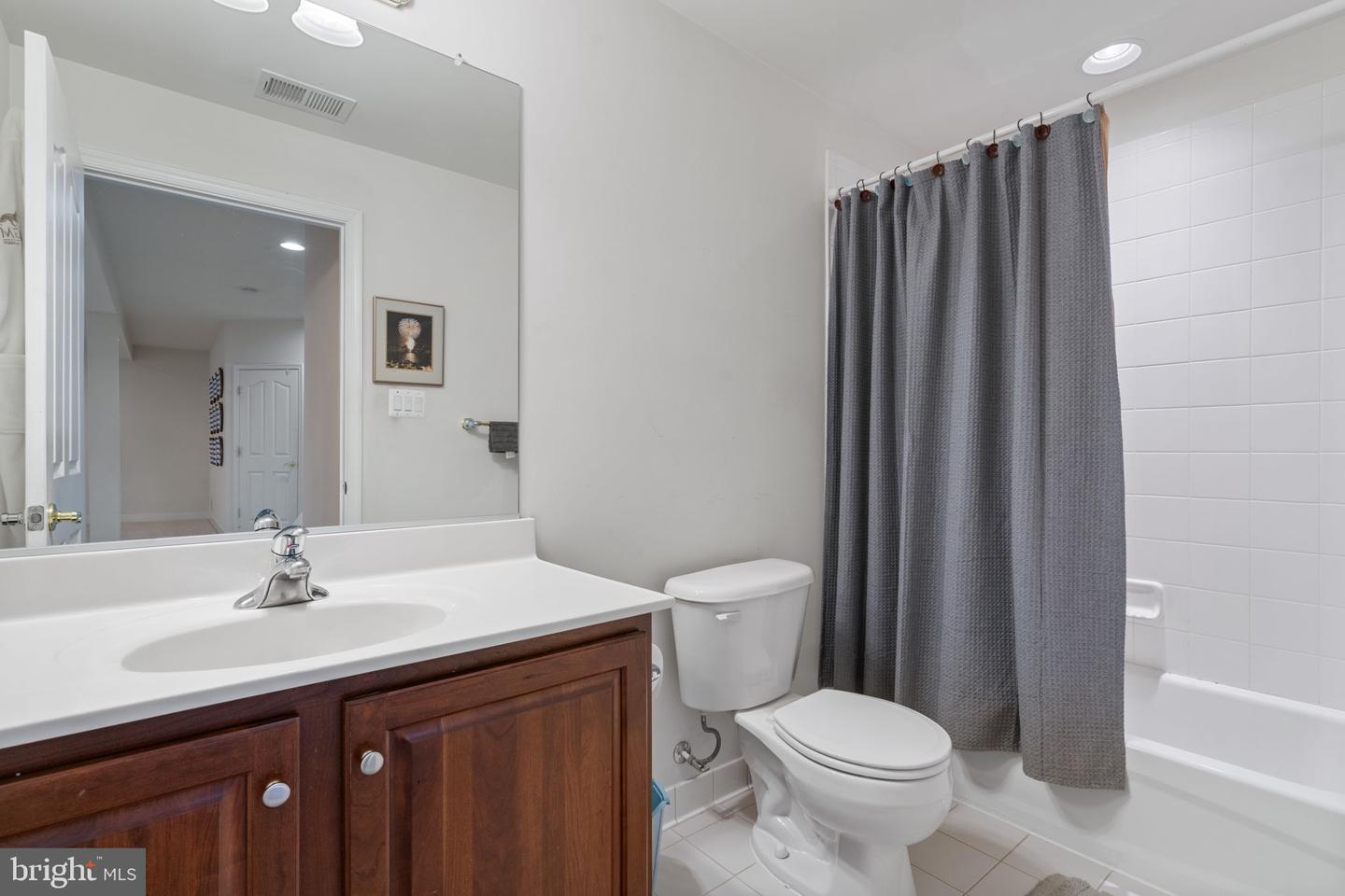 6029 CALUMET CT, GAINESVILLE, Virginia 20155, 2 Bedrooms Bedrooms, 6 Rooms Rooms,4 BathroomsBathrooms,Residential,For sale,6029 CALUMET CT,VAPW2111028 MLS # VAPW2111028