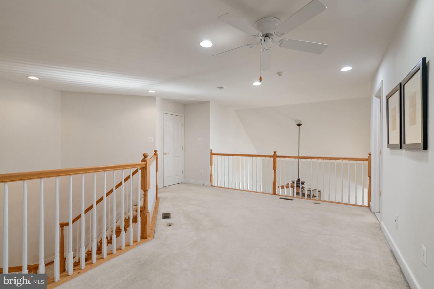 6029 CALUMET CT, GAINESVILLE, Virginia 20155, 2 Bedrooms Bedrooms, 6 Rooms Rooms,4 BathroomsBathrooms,Residential,For sale,6029 CALUMET CT,VAPW2111028 MLS # VAPW2111028