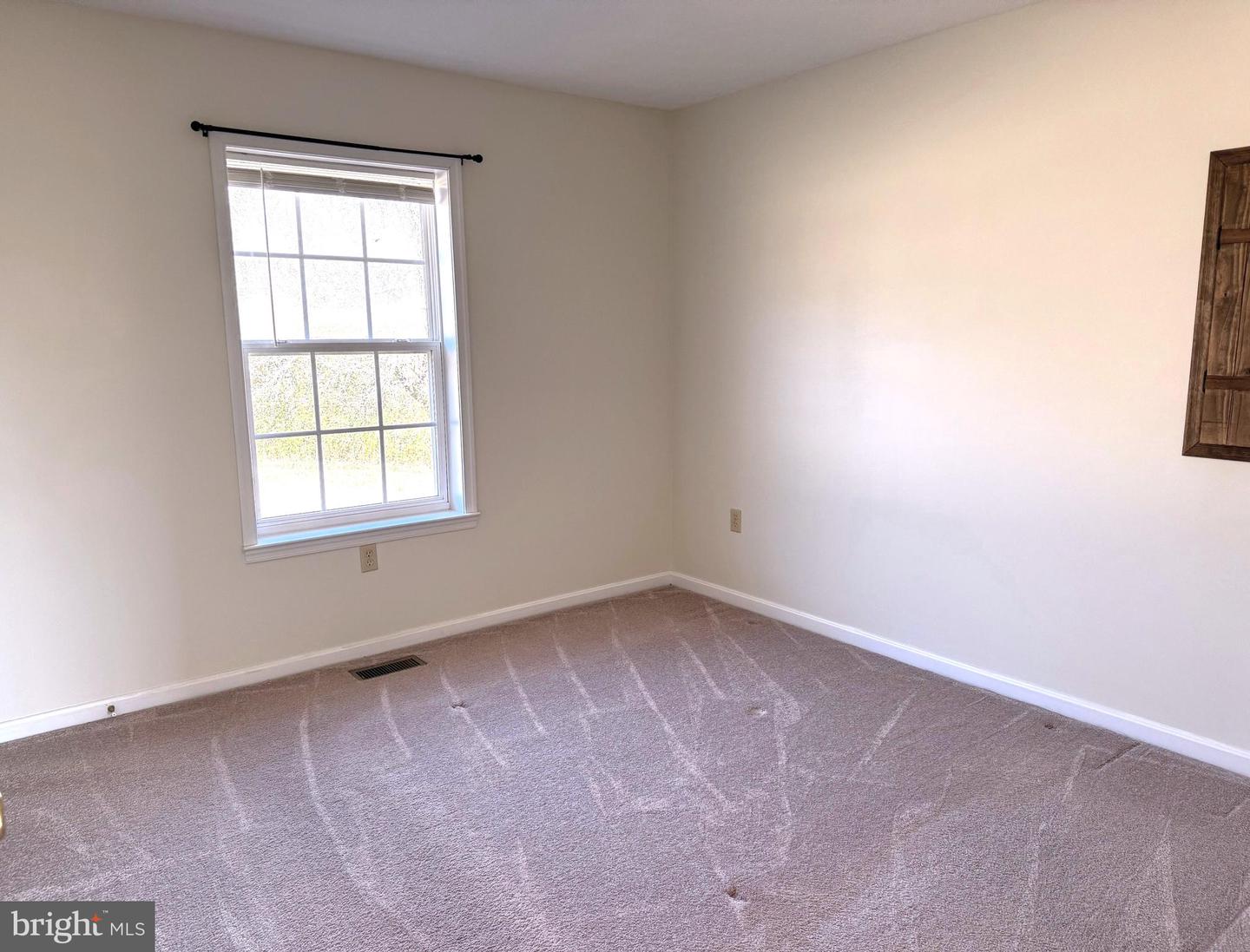 24155 REVERCOMB RD, LIGNUM, Virginia 22726, 2 Bedrooms Bedrooms, ,1 BathroomBathrooms,Residential,For sale,24155 REVERCOMB RD,VACU2012512 MLS # VACU2012512