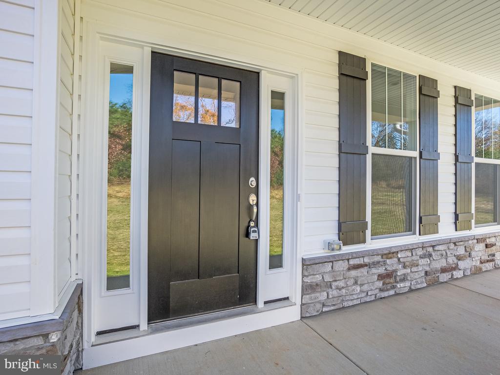 8217 RIVER RD, FREDERICKSBURG, Virginia 22407, 4 Bedrooms Bedrooms, ,2 BathroomsBathrooms,Residential,For sale,8217 RIVER RD,VASP2038788 MLS # VASP2038788