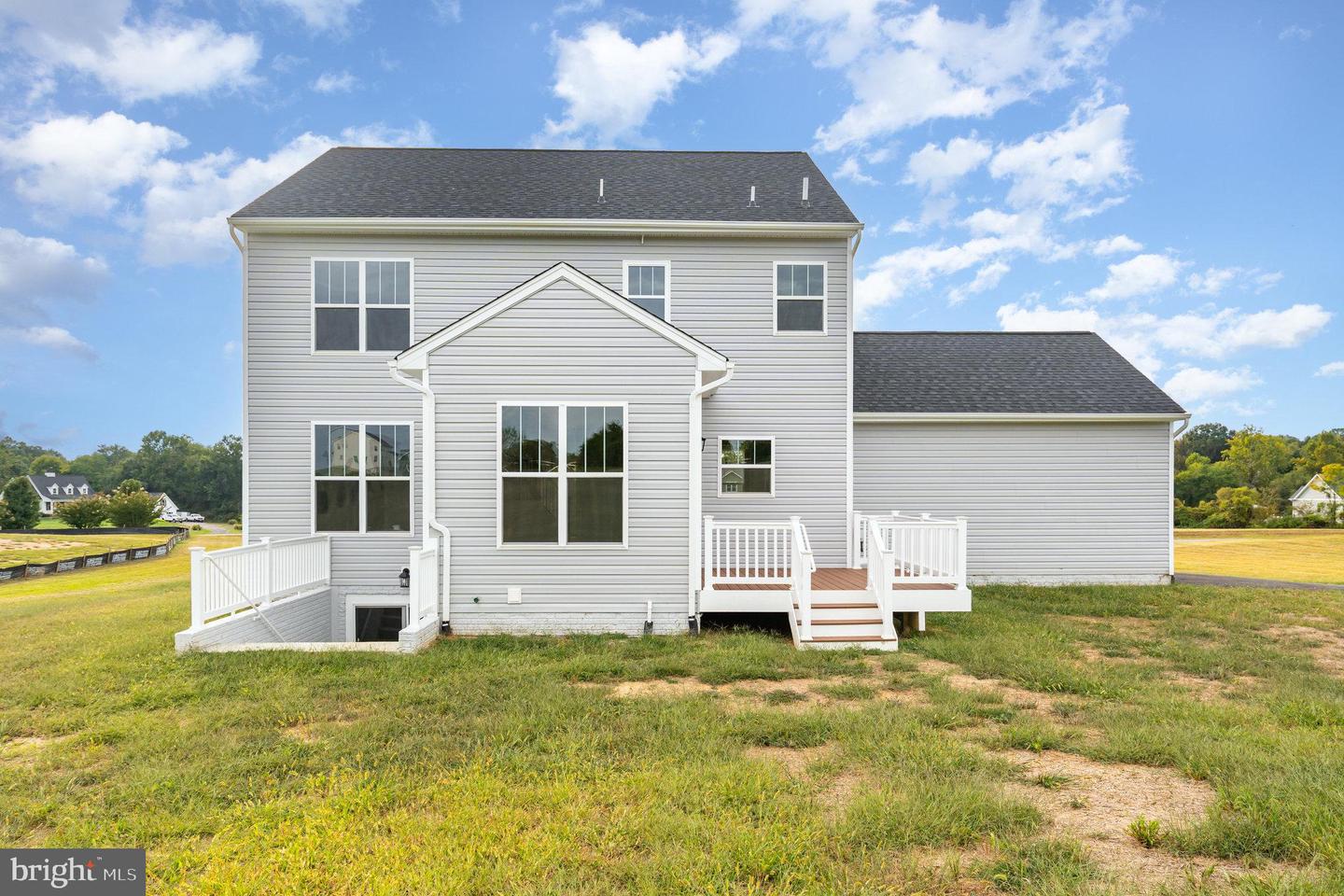 8217 RIVER RD, FREDERICKSBURG, Virginia 22407, 4 Bedrooms Bedrooms, ,2 BathroomsBathrooms,Residential,For sale,8217 RIVER RD,VASP2038788 MLS # VASP2038788