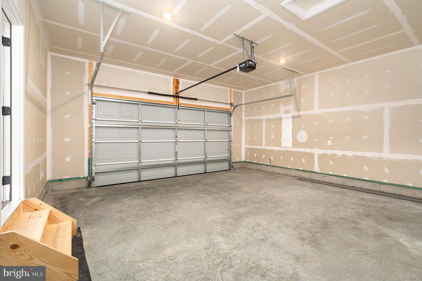 8217 RIVER RD, FREDERICKSBURG, Virginia 22407, 4 Bedrooms Bedrooms, ,2 BathroomsBathrooms,Residential,For sale,8217 RIVER RD,VASP2038788 MLS # VASP2038788