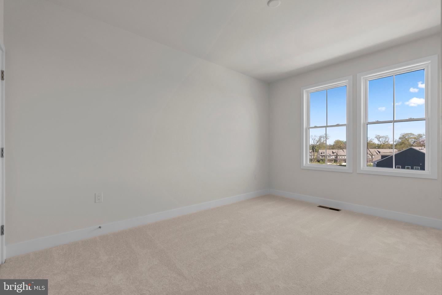 44508 LOWESTOFT SQ #HOMESITE 22, ASHBURN, Virginia 20147, 3 Bedrooms Bedrooms, ,2 BathroomsBathrooms,Residential,For sale,44508 LOWESTOFT SQ #HOMESITE 22,VALO2114420 MLS # VALO2114420