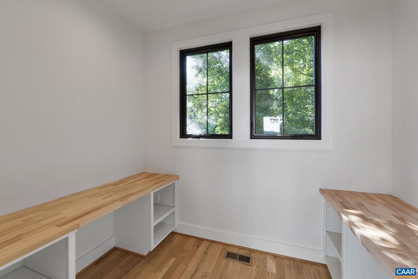 57-22A- 2 OLD THREE NOTCHED RD, CHARLOTTESVILLE, Virginia 22901, 4 Bedrooms Bedrooms, ,3 BathroomsBathrooms,Residential,For sale,57-22A- 2 OLD THREE NOTCHED RD,672718 MLS # 672718