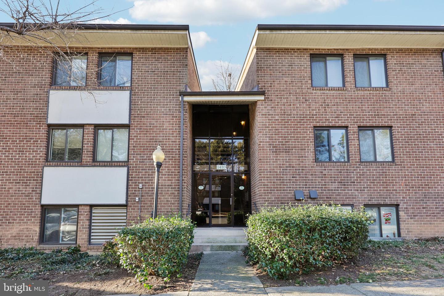 1410 NORTHGATE SQ #10/1A, RESTON, Virginia 20190, 1 Bedroom Bedrooms, ,1 BathroomBathrooms,Residential,For sale,1410 NORTHGATE SQ #10/1A,VAFX2287058 MLS # VAFX2287058