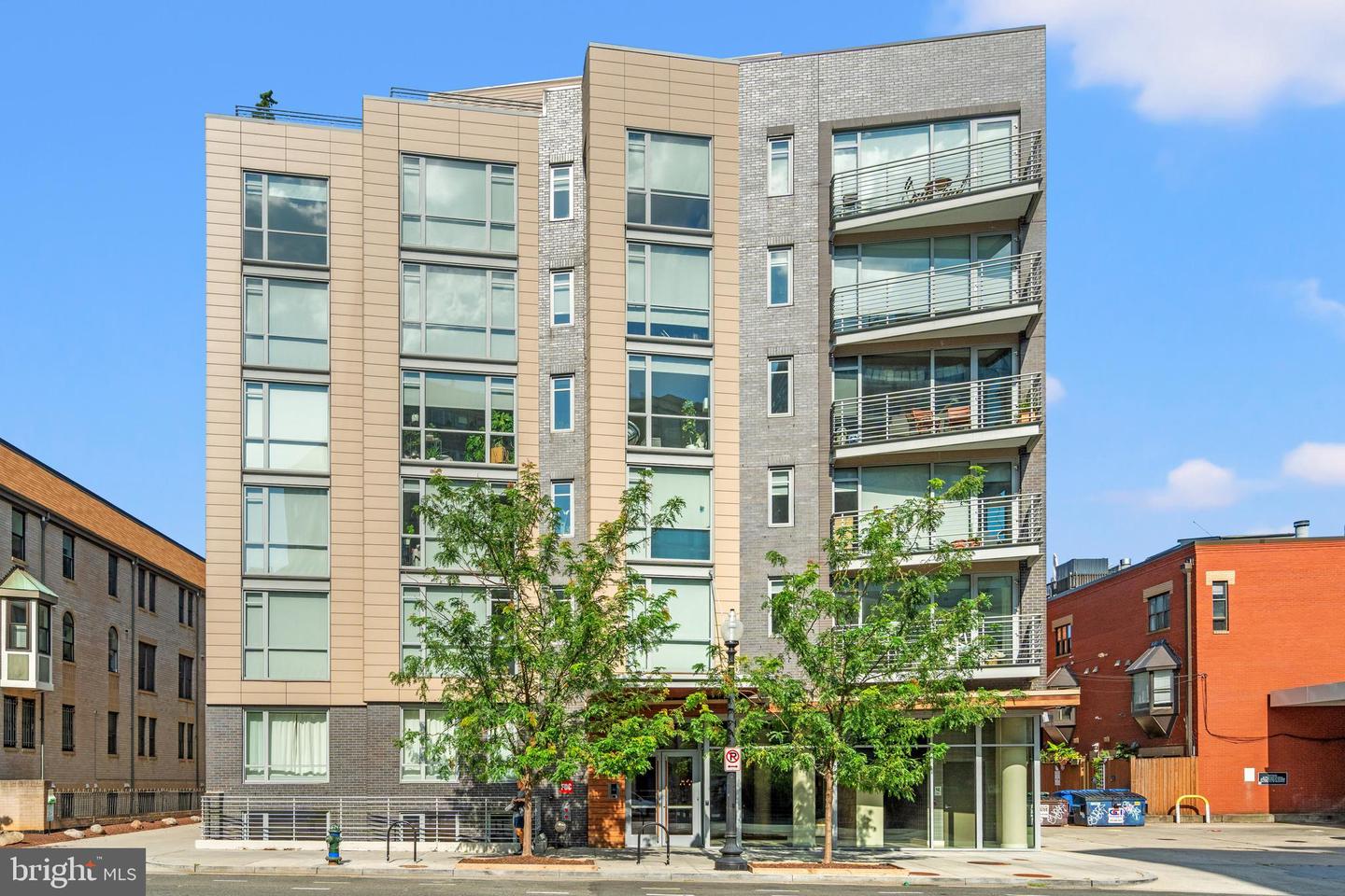 1311 13TH ST NW #105, WASHINGTON, District Of Columbia 20005, 2 Bedrooms Bedrooms, ,2 BathroomsBathrooms,Residential,For sale,1311 13TH ST NW #105,DCDC2242836 MLS # DCDC2242836