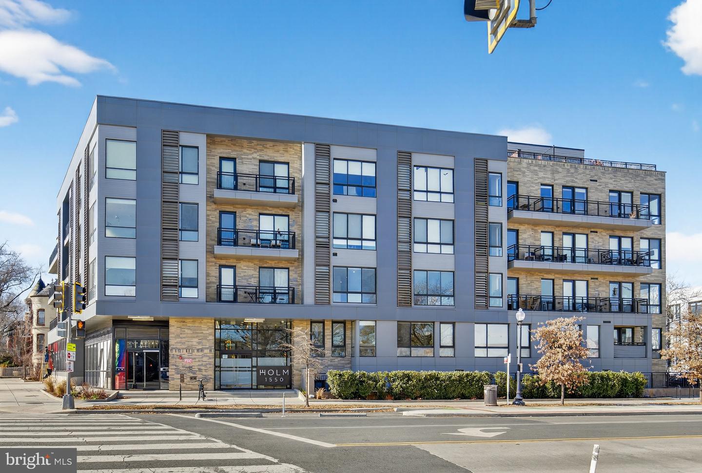 1550 11TH ST NW #407, WASHINGTON, District Of Columbia 20001, 3 Bedrooms Bedrooms, ,1 BathroomBathrooms,Residential,For sale,1550 11TH ST NW #407,DCDC2242838 MLS # DCDC2242838