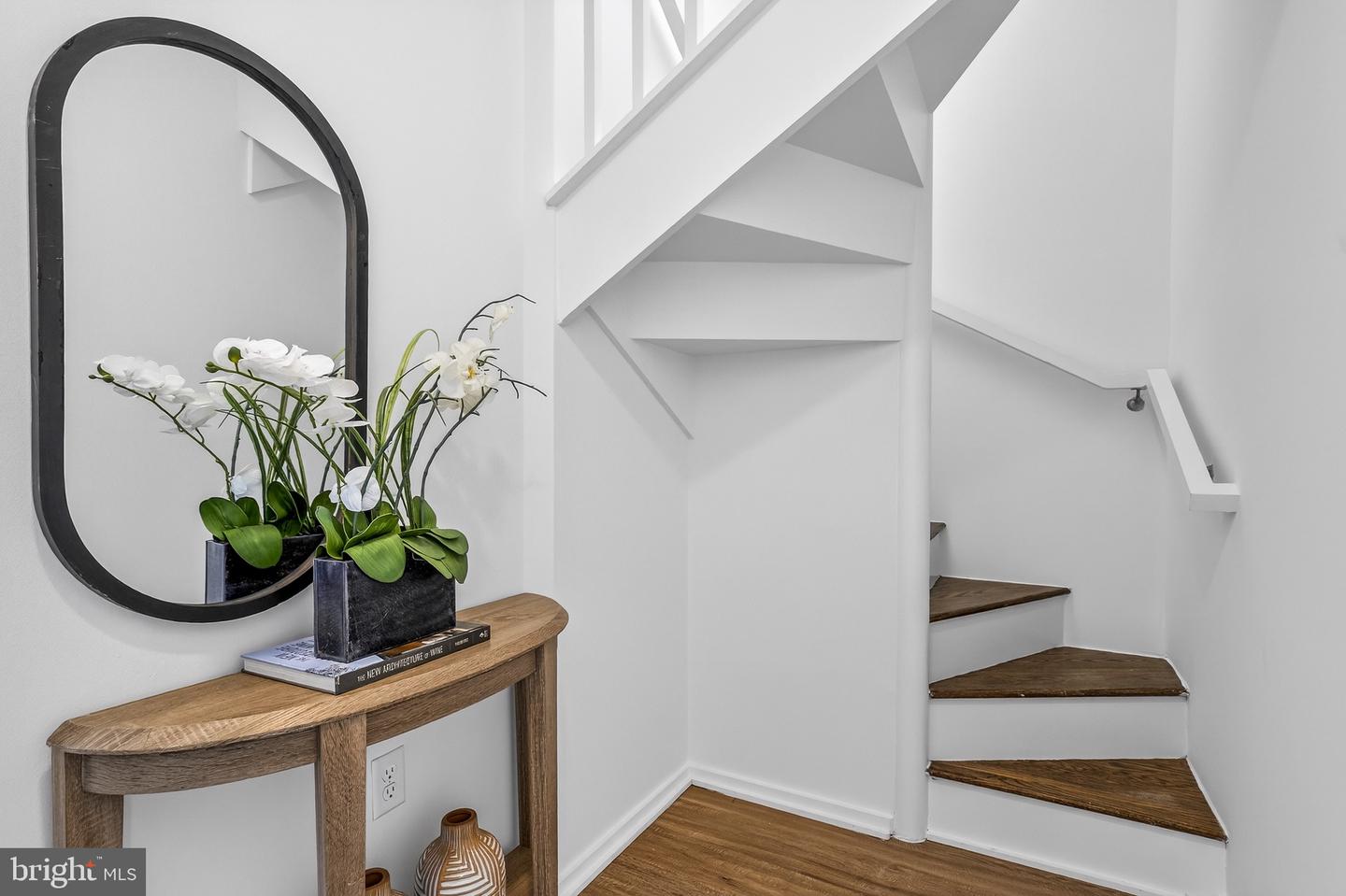 1550 11TH ST NW #407, WASHINGTON, District Of Columbia 20001, 3 Bedrooms Bedrooms, ,1 BathroomBathrooms,Residential,For sale,1550 11TH ST NW #407,DCDC2242838 MLS # DCDC2242838