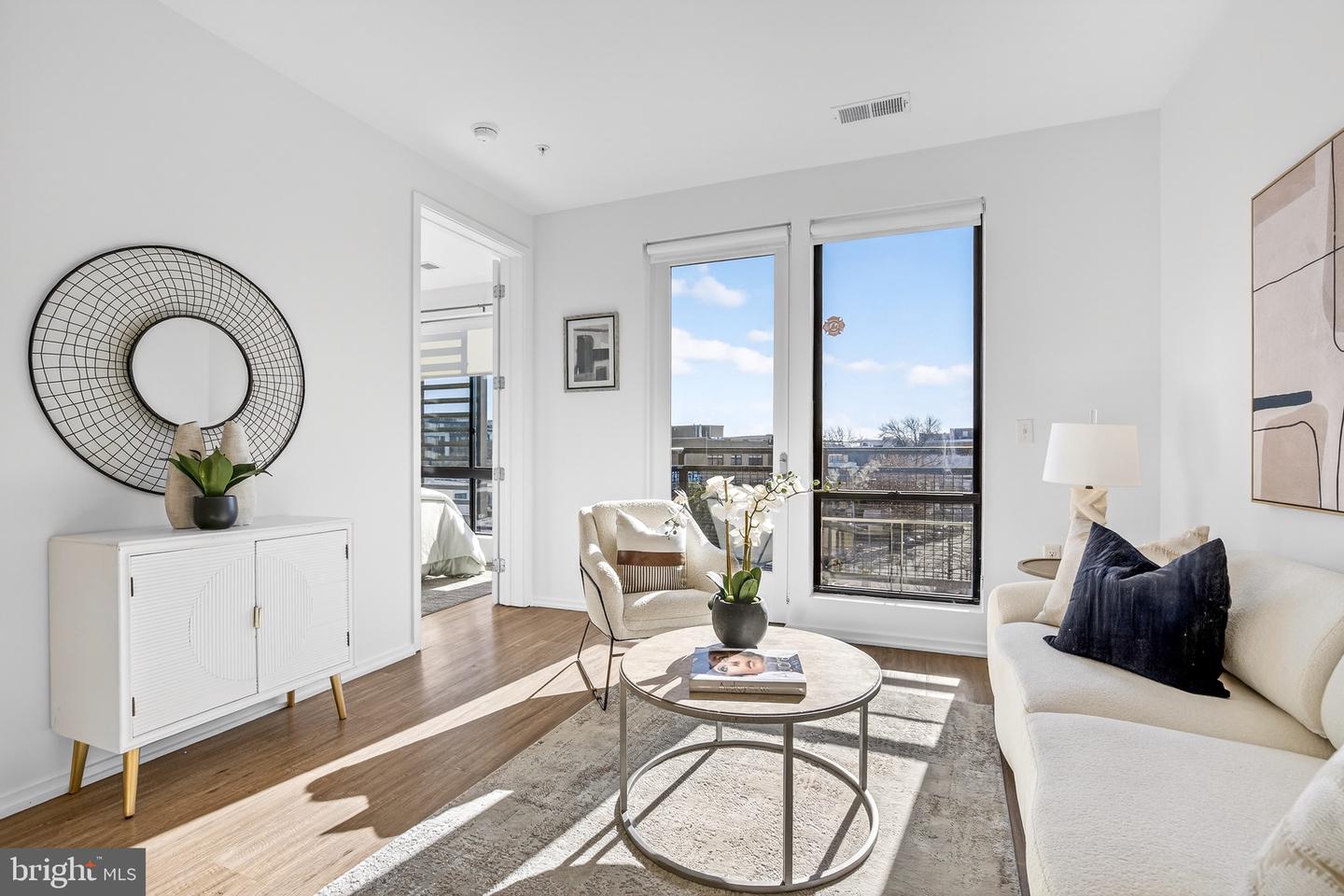 1550 11TH ST NW #407, WASHINGTON, District Of Columbia 20001, 3 Bedrooms Bedrooms, ,1 BathroomBathrooms,Residential,For sale,1550 11TH ST NW #407,DCDC2242838 MLS # DCDC2242838