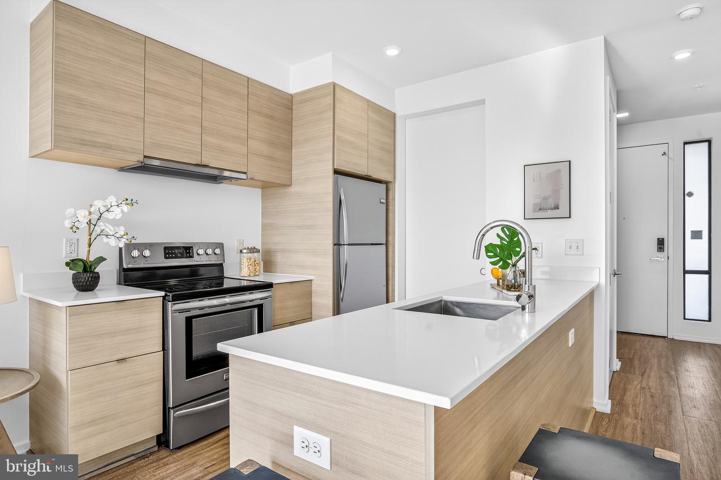 1550 11TH ST NW #407, WASHINGTON, District Of Columbia 20001, 3 Bedrooms Bedrooms, ,1 BathroomBathrooms,Residential,For sale,1550 11TH ST NW #407,DCDC2242838 MLS # DCDC2242838