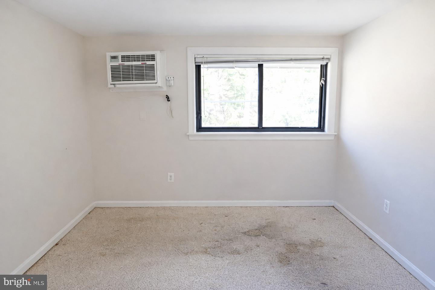 3101 NAYLOR RD SE #304, WASHINGTON, District Of Columbia 20020, 1 Bedroom Bedrooms, 2 Rooms Rooms,1 BathroomBathrooms,Residential,For sale,3101 NAYLOR RD SE #304,DCDC2242850 MLS # DCDC2242850