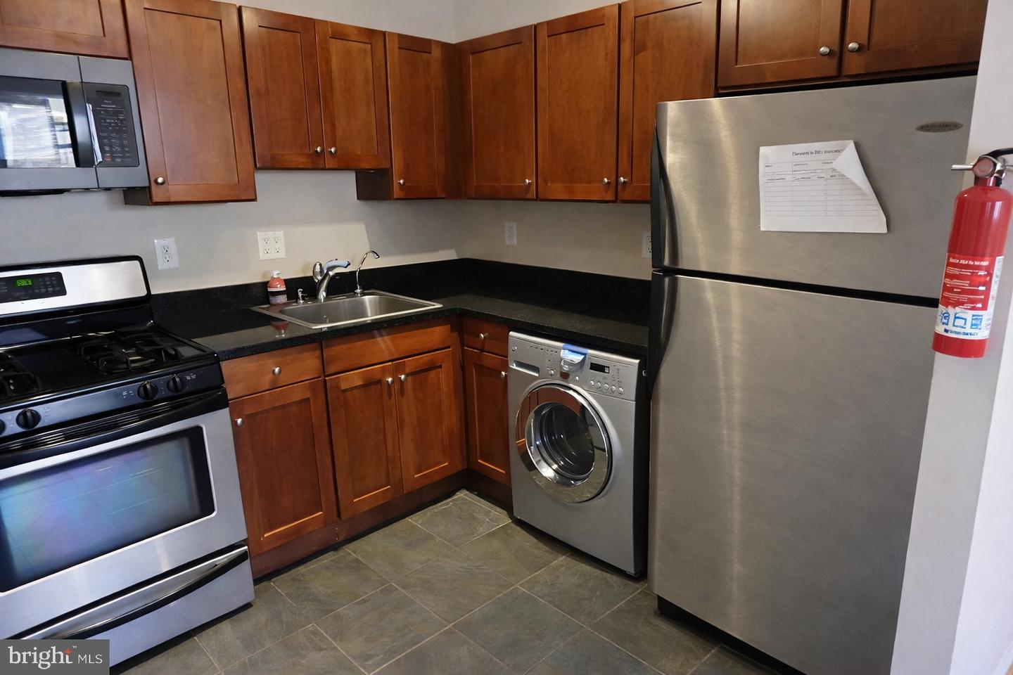 3101 NAYLOR RD SE #304, WASHINGTON, District Of Columbia 20020, 1 Bedroom Bedrooms, 2 Rooms Rooms,1 BathroomBathrooms,Residential,For sale,3101 NAYLOR RD SE #304,DCDC2242850 MLS # DCDC2242850