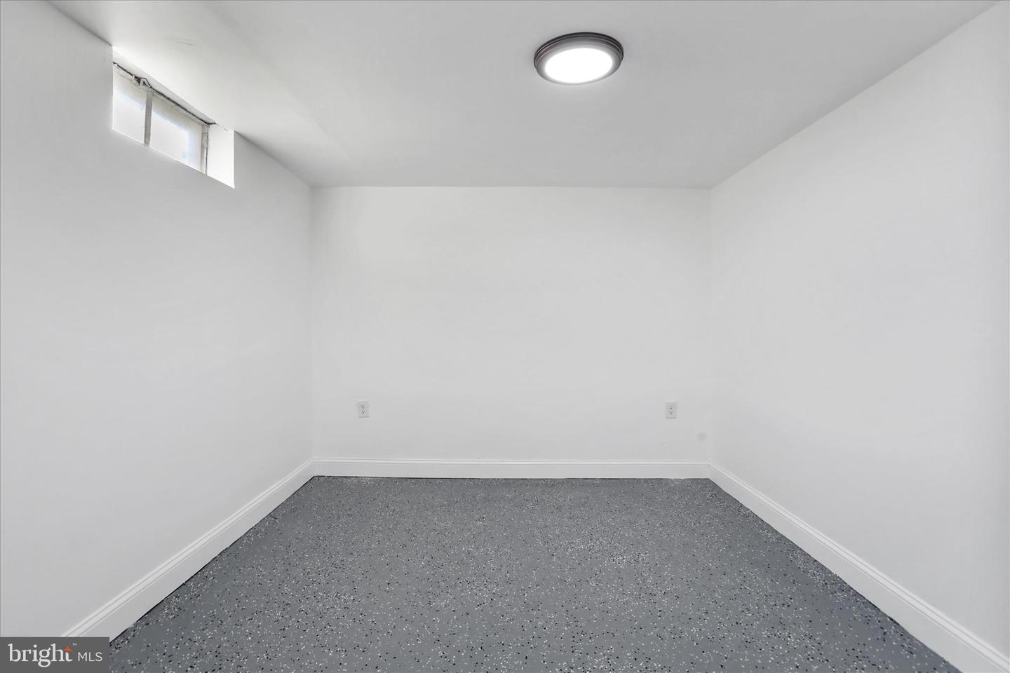 365 W 9TH ST, FRONT ROYAL, Virginia 22630, 3 Bedrooms Bedrooms, 9 Rooms Rooms,3 BathroomsBathrooms,Residential,For sale,365 W 9TH ST,VAWR2013206 MLS # VAWR2013206