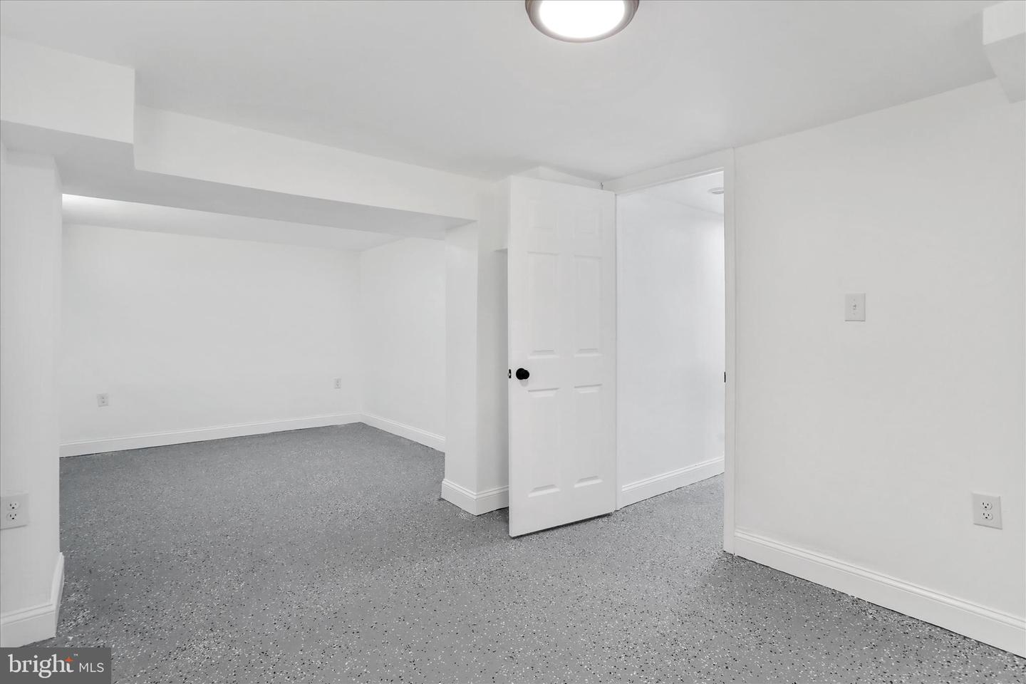 365 W 9TH ST, FRONT ROYAL, Virginia 22630, 3 Bedrooms Bedrooms, 9 Rooms Rooms,3 BathroomsBathrooms,Residential,For sale,365 W 9TH ST,VAWR2013206 MLS # VAWR2013206