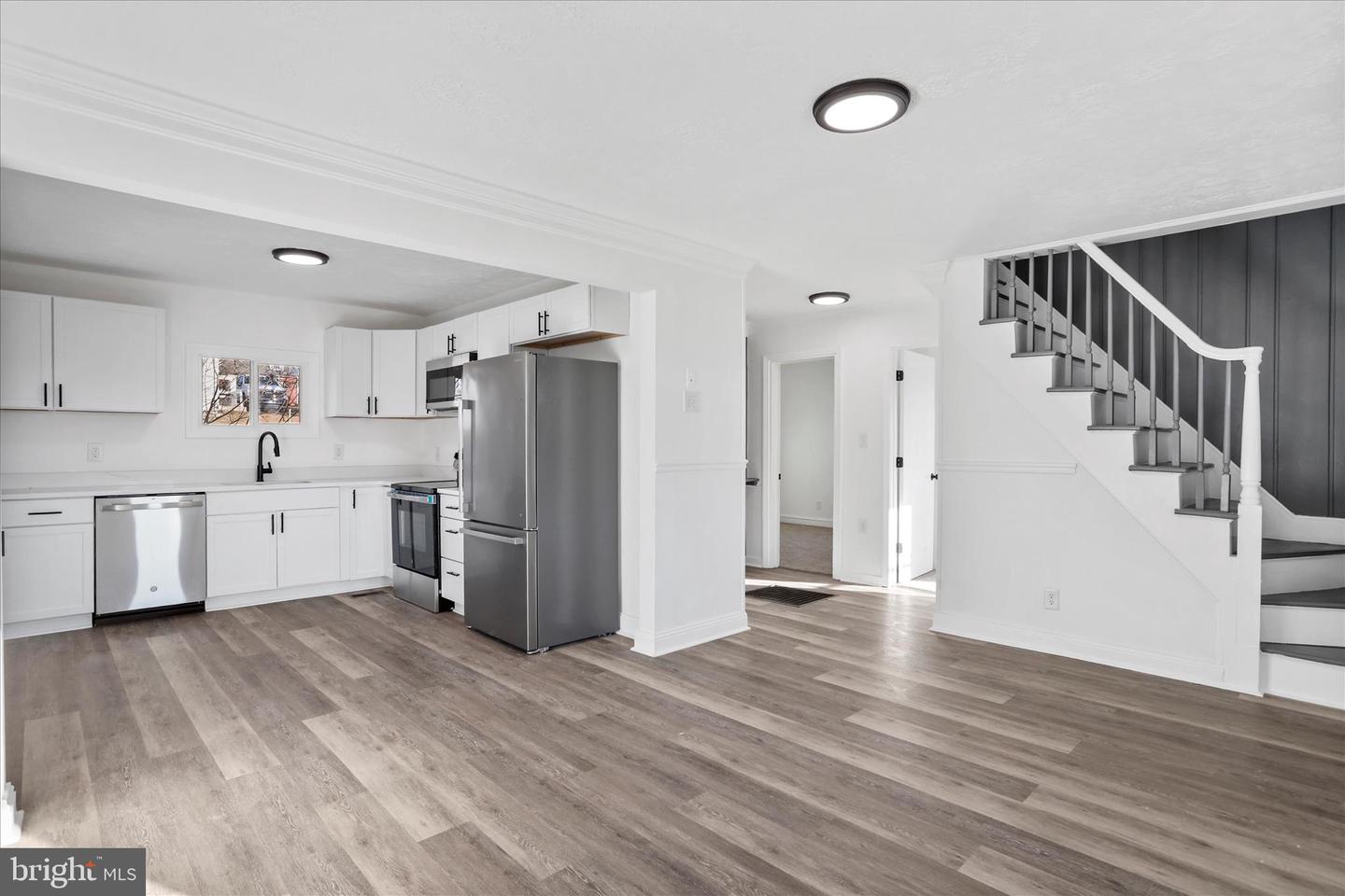 365 W 9TH ST, FRONT ROYAL, Virginia 22630, 3 Bedrooms Bedrooms, 9 Rooms Rooms,3 BathroomsBathrooms,Residential,For sale,365 W 9TH ST,VAWR2013206 MLS # VAWR2013206