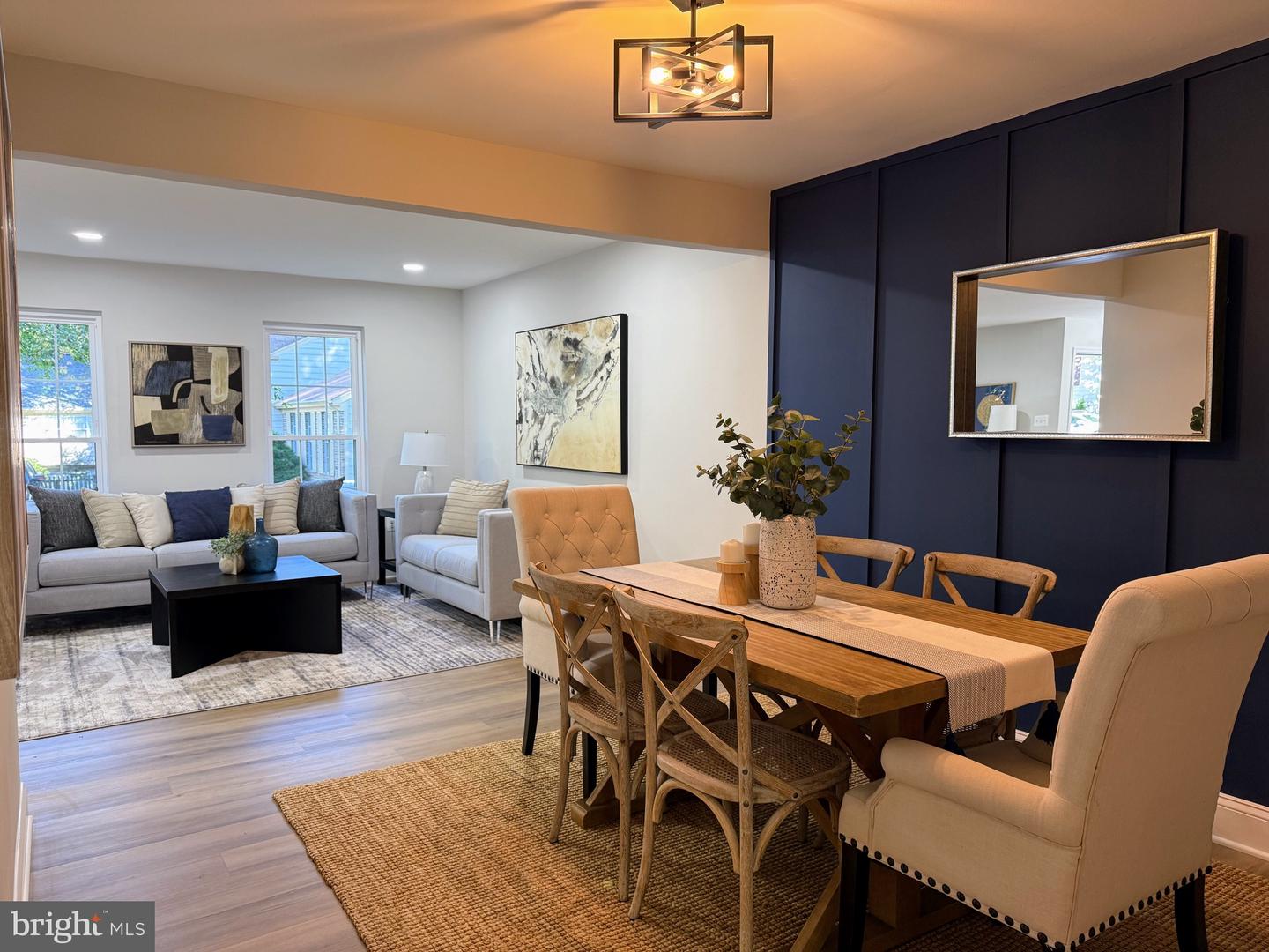 9983 HEMLOCK WOODS LN, BURKE, Virginia 22015, 3 Bedrooms Bedrooms, ,3 BathroomsBathrooms,Residential,For sale,9983 HEMLOCK WOODS LN,VAFX2287112 MLS # VAFX2287112