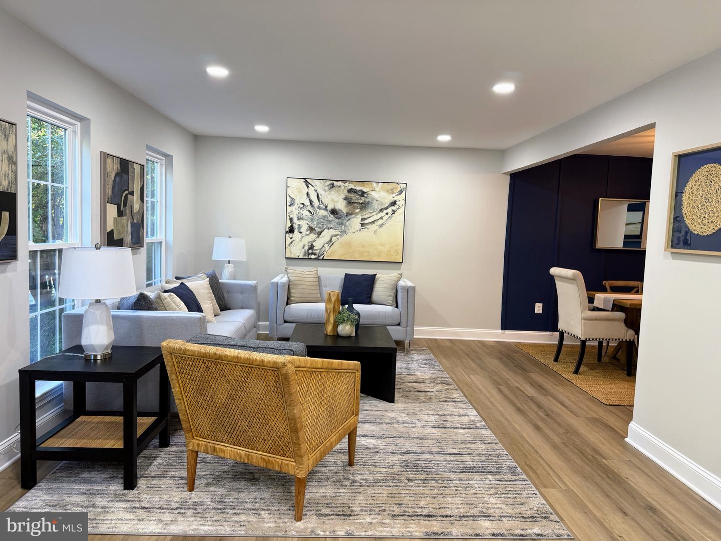 9983 HEMLOCK WOODS LN, BURKE, Virginia 22015, 3 Bedrooms Bedrooms, ,3 BathroomsBathrooms,Residential,For sale,9983 HEMLOCK WOODS LN,VAFX2287112 MLS # VAFX2287112