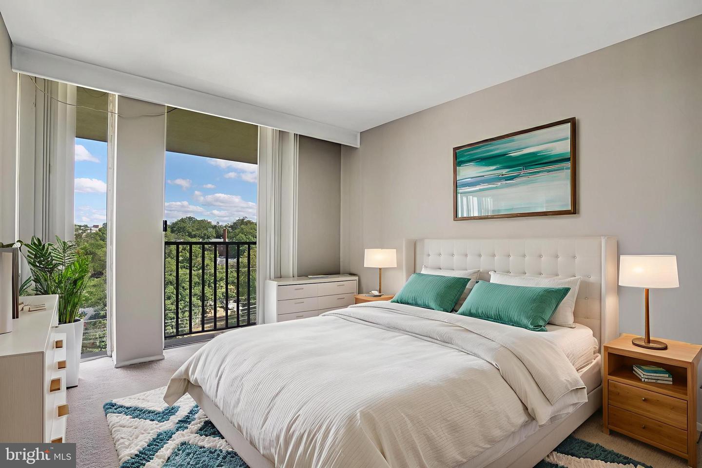 4600 S FOUR MILE RUN DR #1203, ARLINGTON, Virginia 22204, 3 Bedrooms Bedrooms, ,2 BathroomsBathrooms,Residential,For sale,4600 S FOUR MILE RUN DR #1203,VAAR2068018 MLS # VAAR2068018