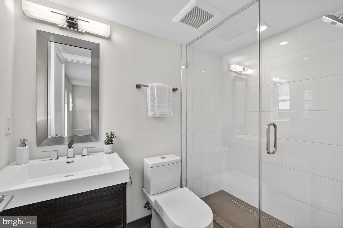 4964 ESKRIDGE TER NW, WASHINGTON, District Of Columbia 20016, 9 Bedrooms Bedrooms, ,7 BathroomsBathrooms,Residential,For sale,4964 ESKRIDGE TER NW,DCDC2209950 MLS # DCDC2209950 4964 ESKRIDGE TER NW, WASHINGTON, District Of Columbia 20016, 9 Bedrooms Bedrooms, ,7 BathroomsBathrooms,Residential,For sale,4964 ESKRIDGE TER NW,DCDC2209950 MLS # DCDC2209950