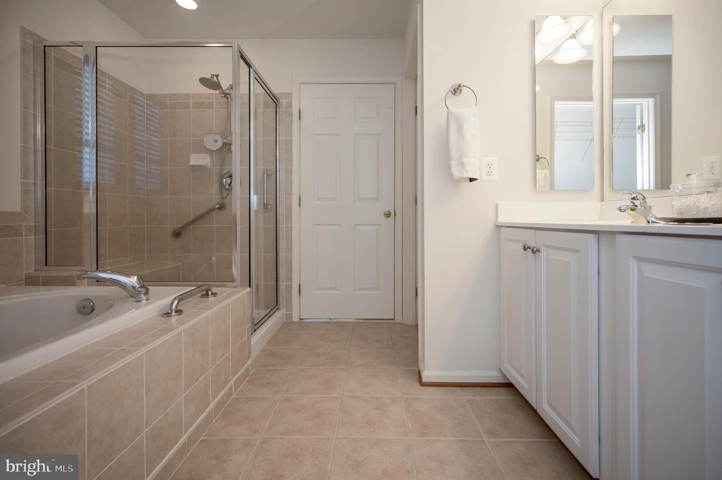 9709 BIG BETHEL RD, FREDERICKSBURG, Virginia 22407, 5 Bedrooms Bedrooms, ,3 BathroomsBathrooms,Residential,For sale,9709 BIG BETHEL RD,VASP2035054 MLS # VASP2035054