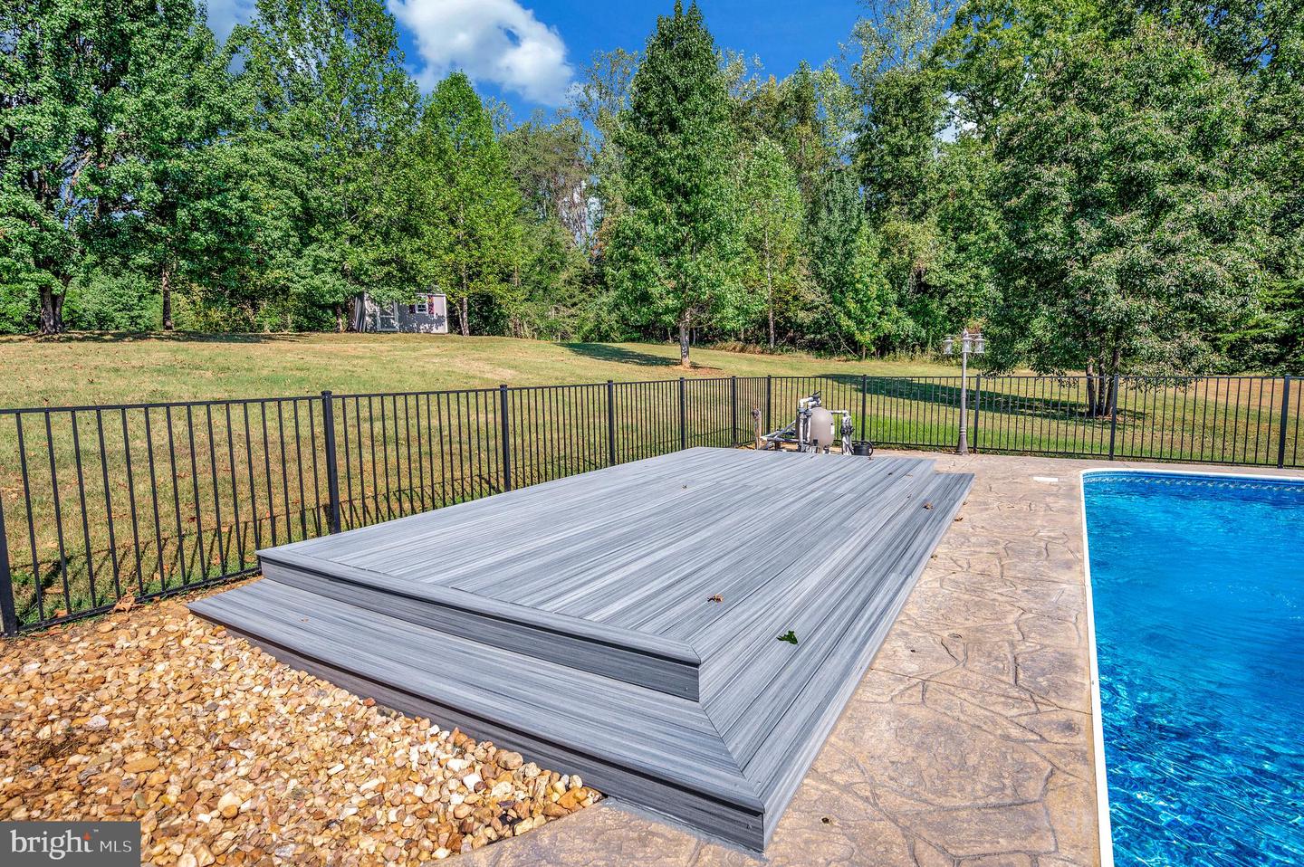 60 SNAPDRAGON DR, STAFFORD, Virginia 22556, 6 Bedrooms Bedrooms, ,5 BathroomsBathrooms,Residential,For sale,60 SNAPDRAGON DR,VAST2042424 MLS # VAST2042424