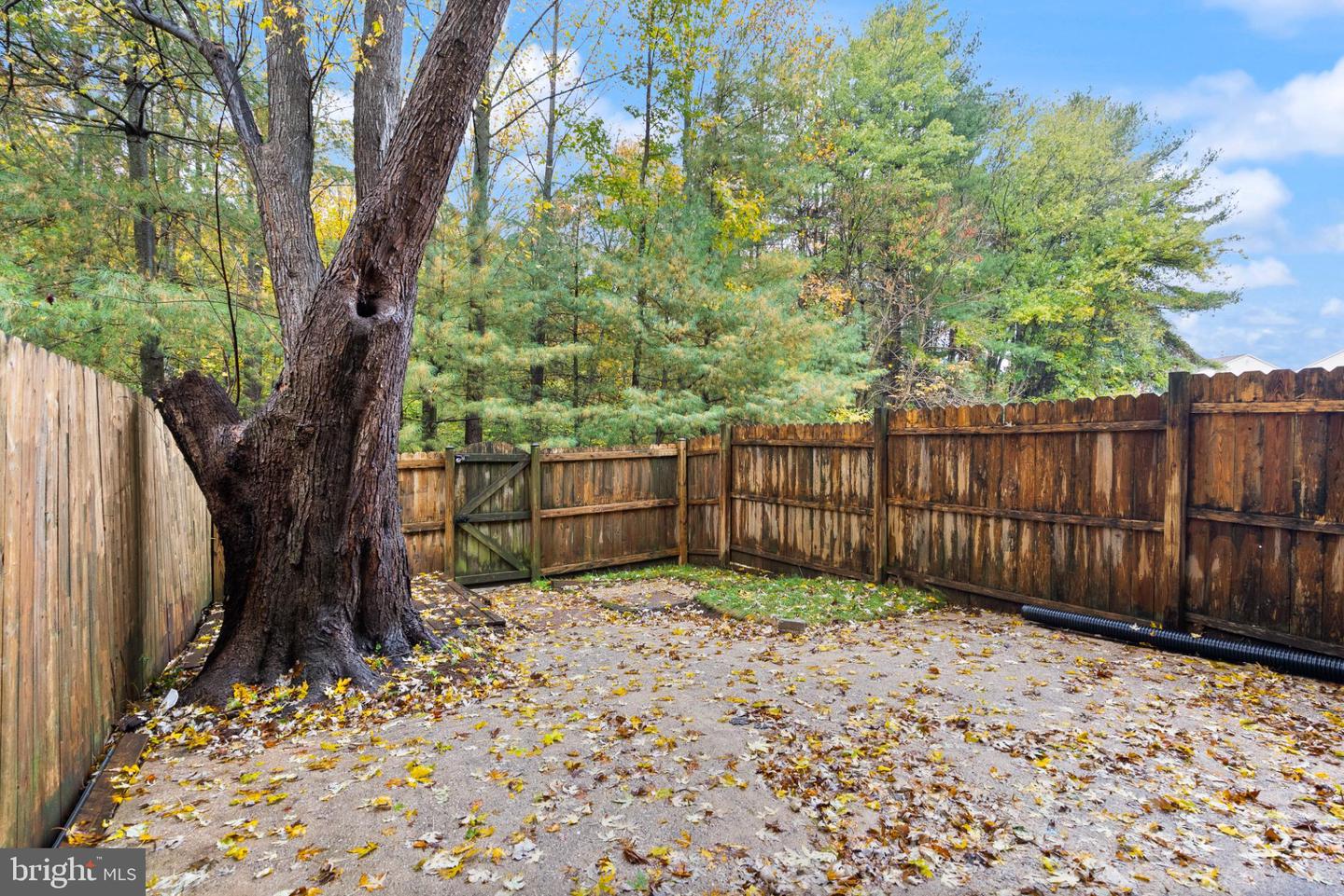 4332 EILEEN CT, WOODBRIDGE, Virginia 22193, 3 Bedrooms Bedrooms, 12 Rooms Rooms,2 BathroomsBathrooms,Residential,For sale,4332 EILEEN CT,VAPW2103334 MLS # VAPW2103334