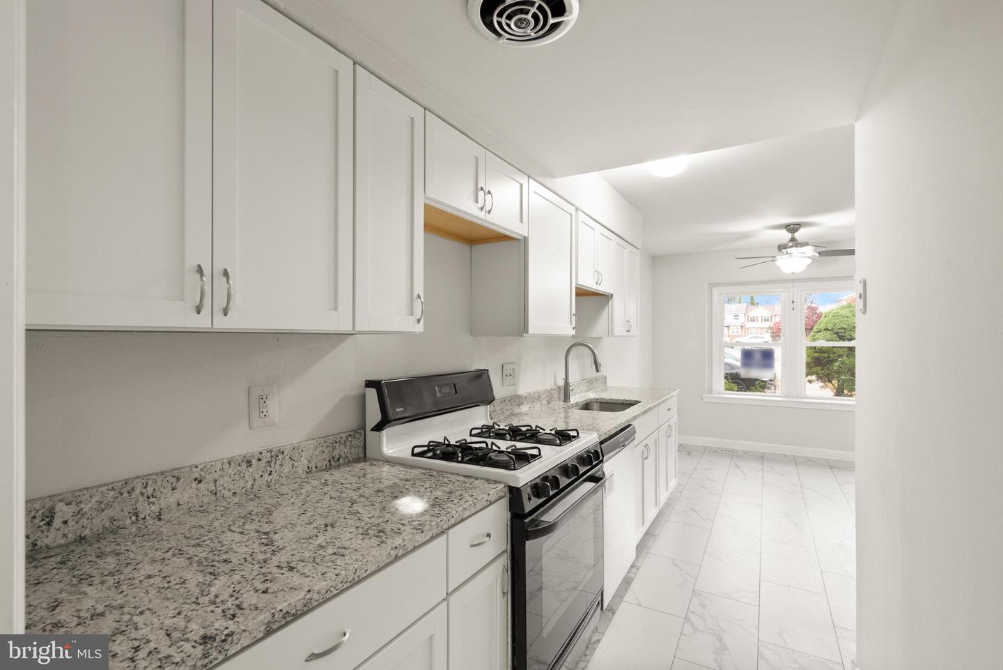 4332 EILEEN CT, WOODBRIDGE, Virginia 22193, 3 Bedrooms Bedrooms, 12 Rooms Rooms,2 BathroomsBathrooms,Residential,For sale,4332 EILEEN CT,VAPW2103334 MLS # VAPW2103334