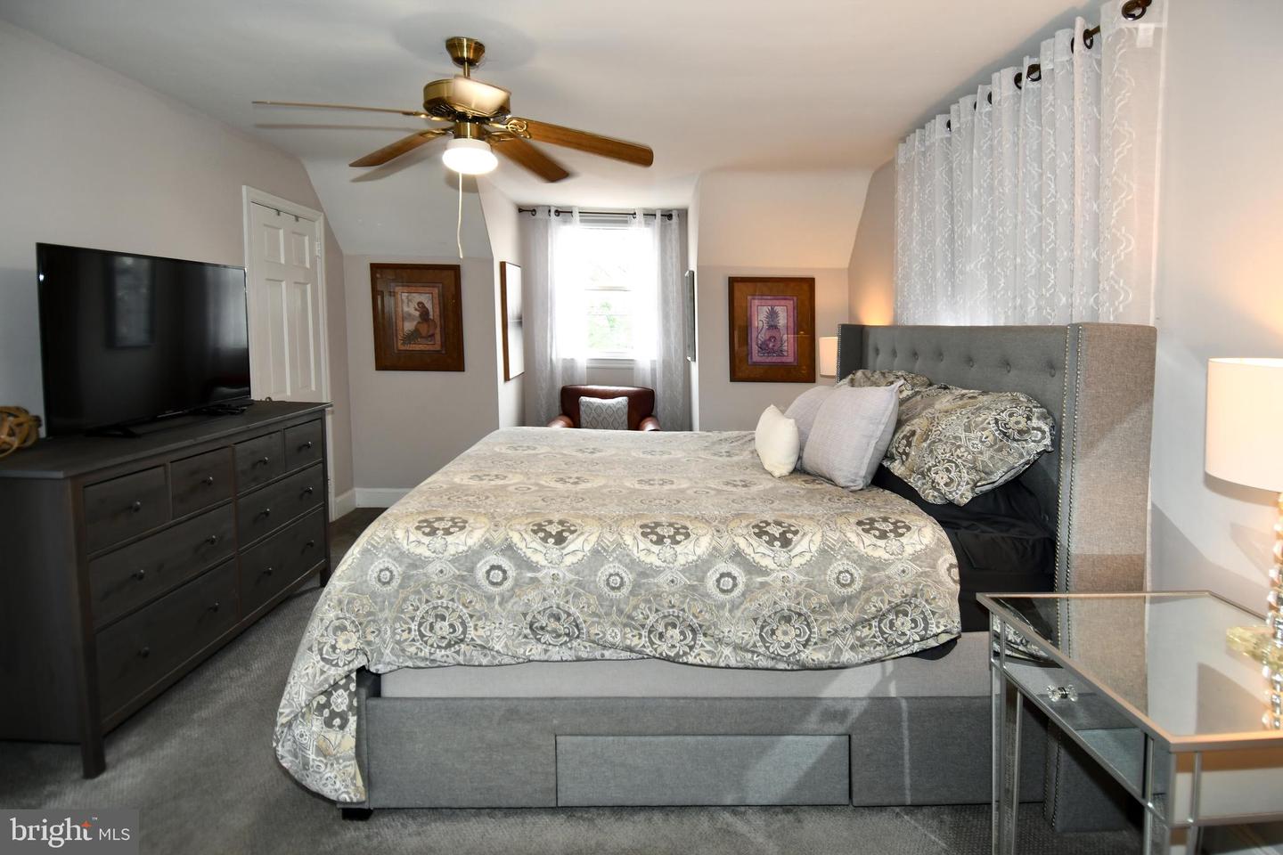 6208 SLIGO MILL RD NE, WASHINGTON, District Of Columbia 20011, 3 Bedrooms Bedrooms, 8 Rooms Rooms,2 BathroomsBathrooms,Residential,For sale,6208 SLIGO MILL RD NE,DCDC2233880 MLS # DCDC2233880