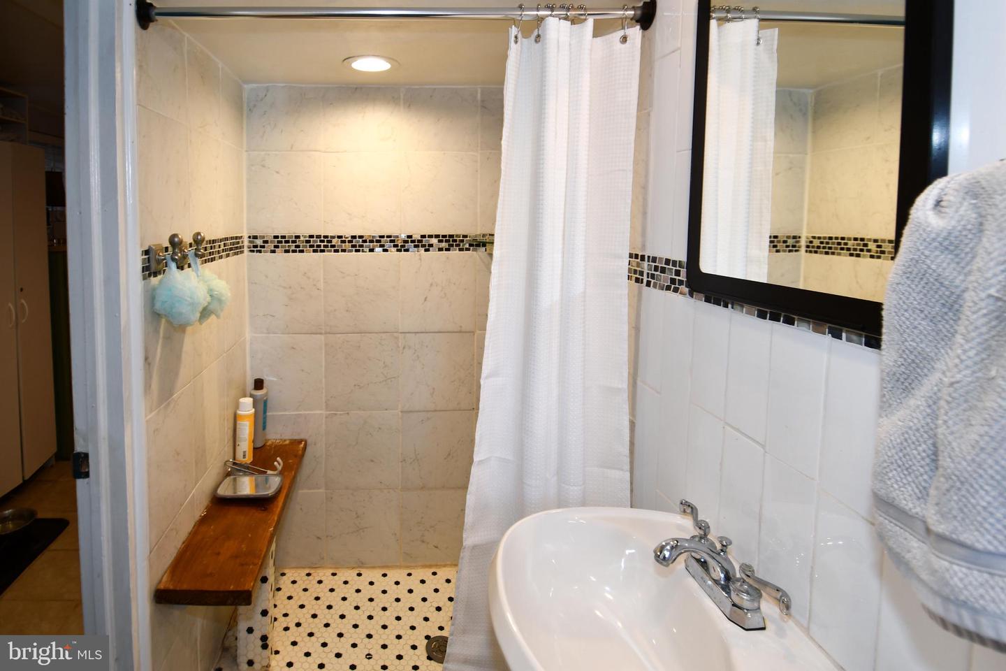 6208 SLIGO MILL RD NE, WASHINGTON, District Of Columbia 20011, 3 Bedrooms Bedrooms, 8 Rooms Rooms,2 BathroomsBathrooms,Residential,For sale,6208 SLIGO MILL RD NE,DCDC2233880 MLS # DCDC2233880