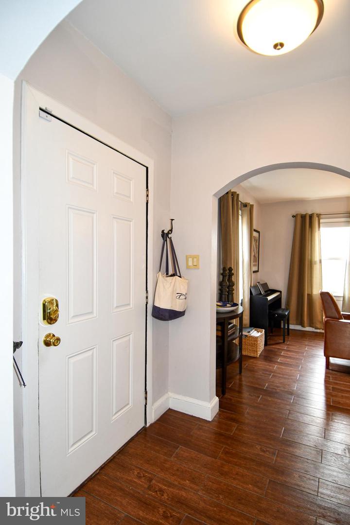 6208 SLIGO MILL RD NE, WASHINGTON, District Of Columbia 20011, 3 Bedrooms Bedrooms, 8 Rooms Rooms,2 BathroomsBathrooms,Residential,For sale,6208 SLIGO MILL RD NE,DCDC2233880 MLS # DCDC2233880